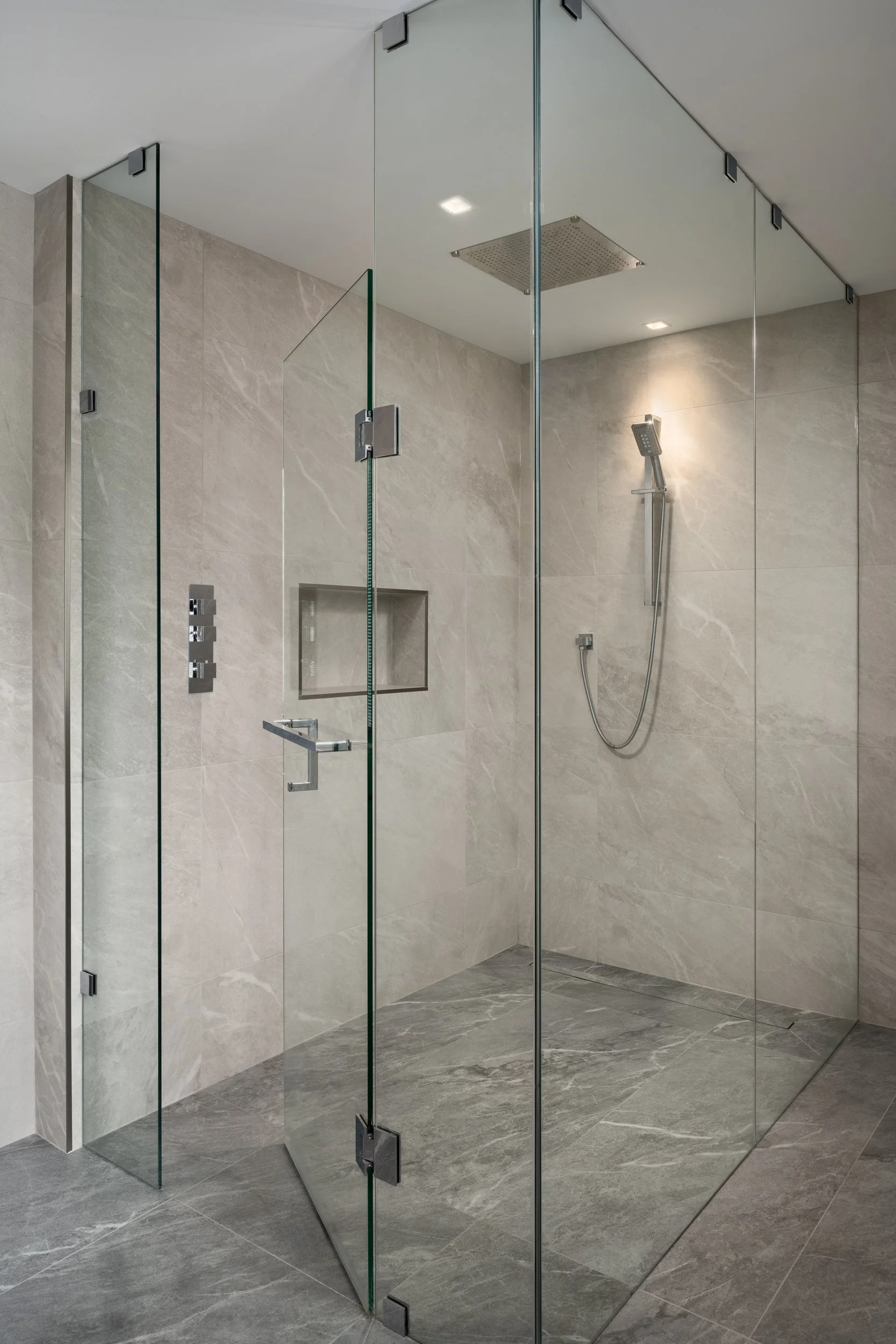 MET KB_23 Neiltree_8140.jpg