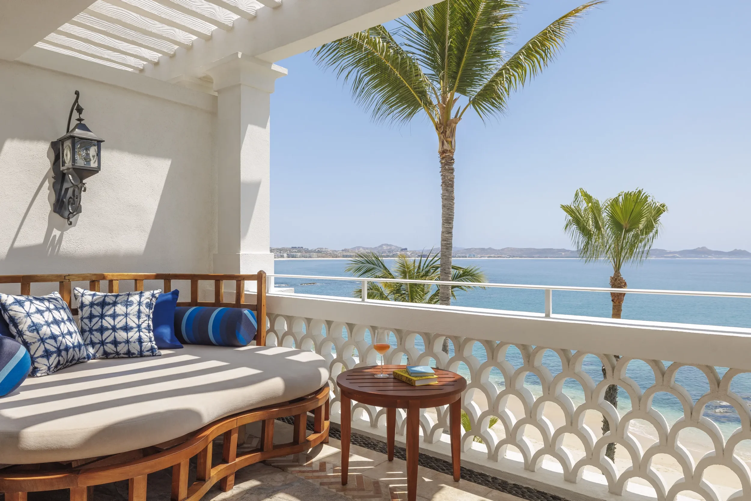 OO_Palmilla_JR_Suite_Pelican_View_Terrace_1462_MASTER.webp