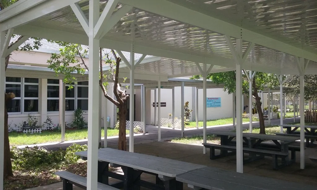 picnic cover5g78.jpg