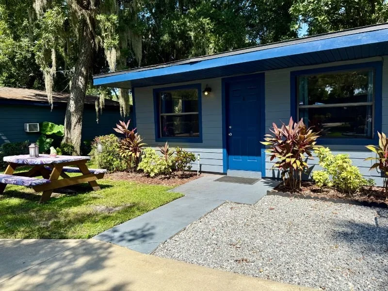 Cabin # 6 at Oak Hammock Resort