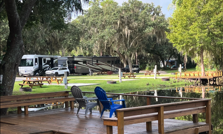 Relaxing Pond Views at Oak Hammock Resort