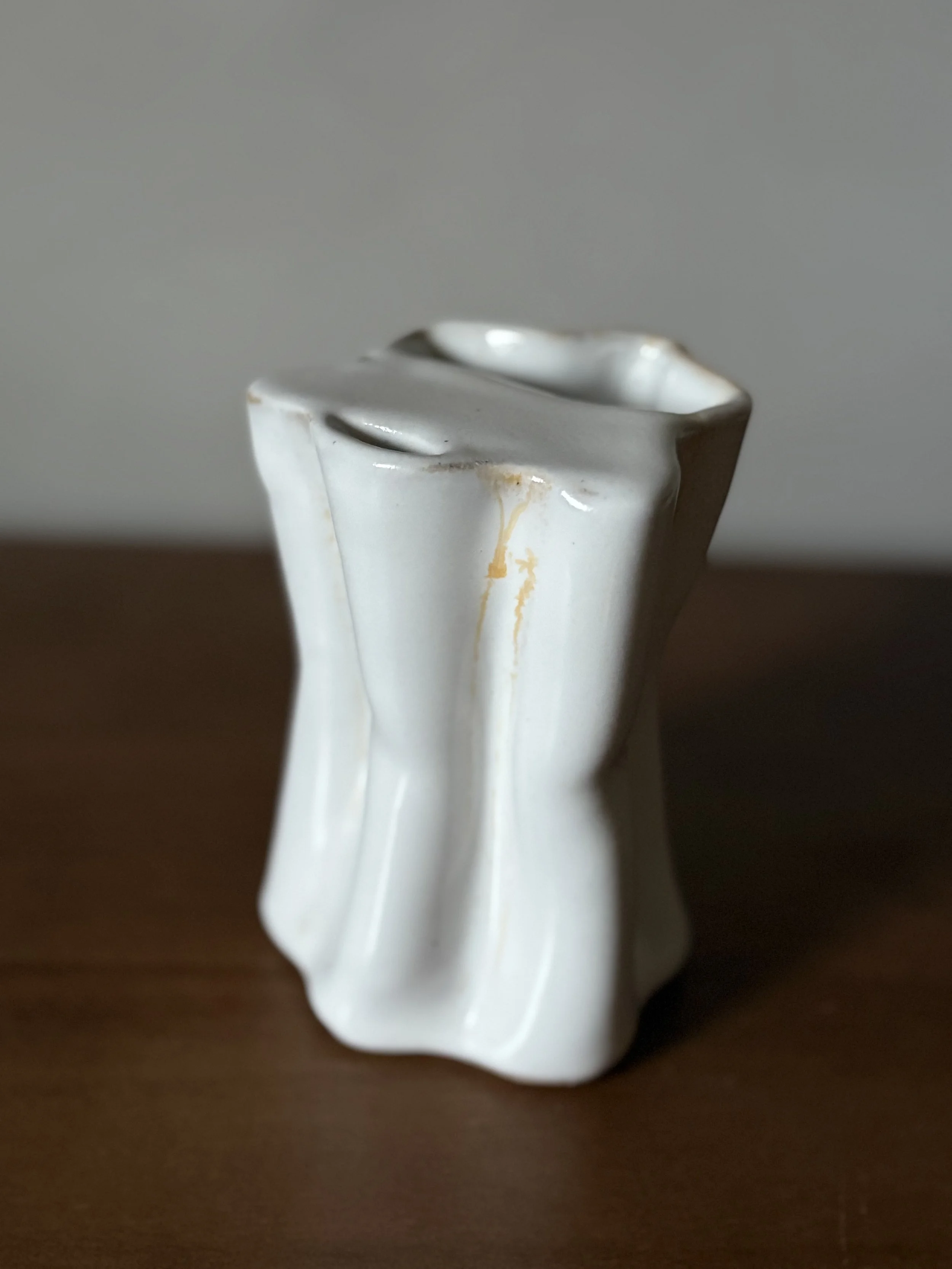 Irregular Travel Cup