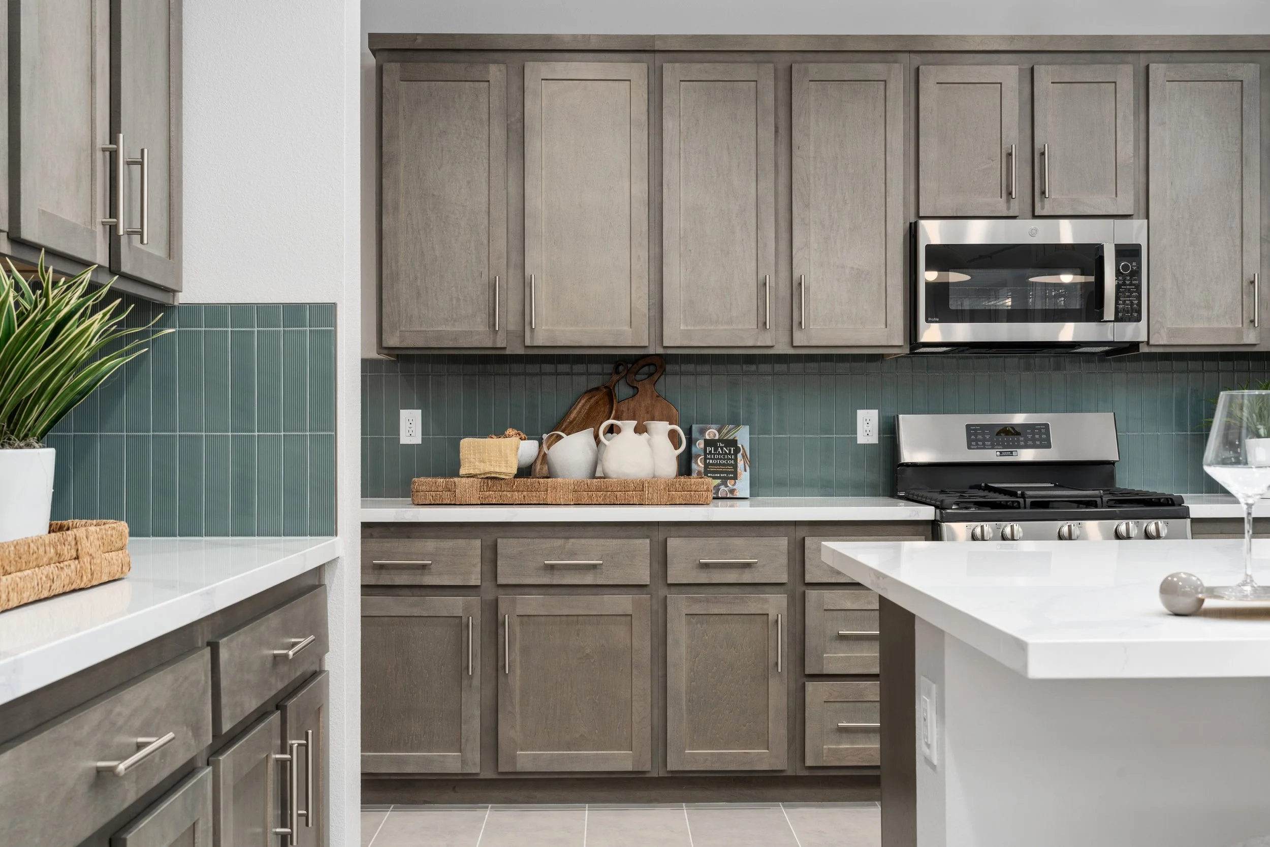 Woodside Homes Sunset Ridge - Vega Plan Full Gallery-23.jpg