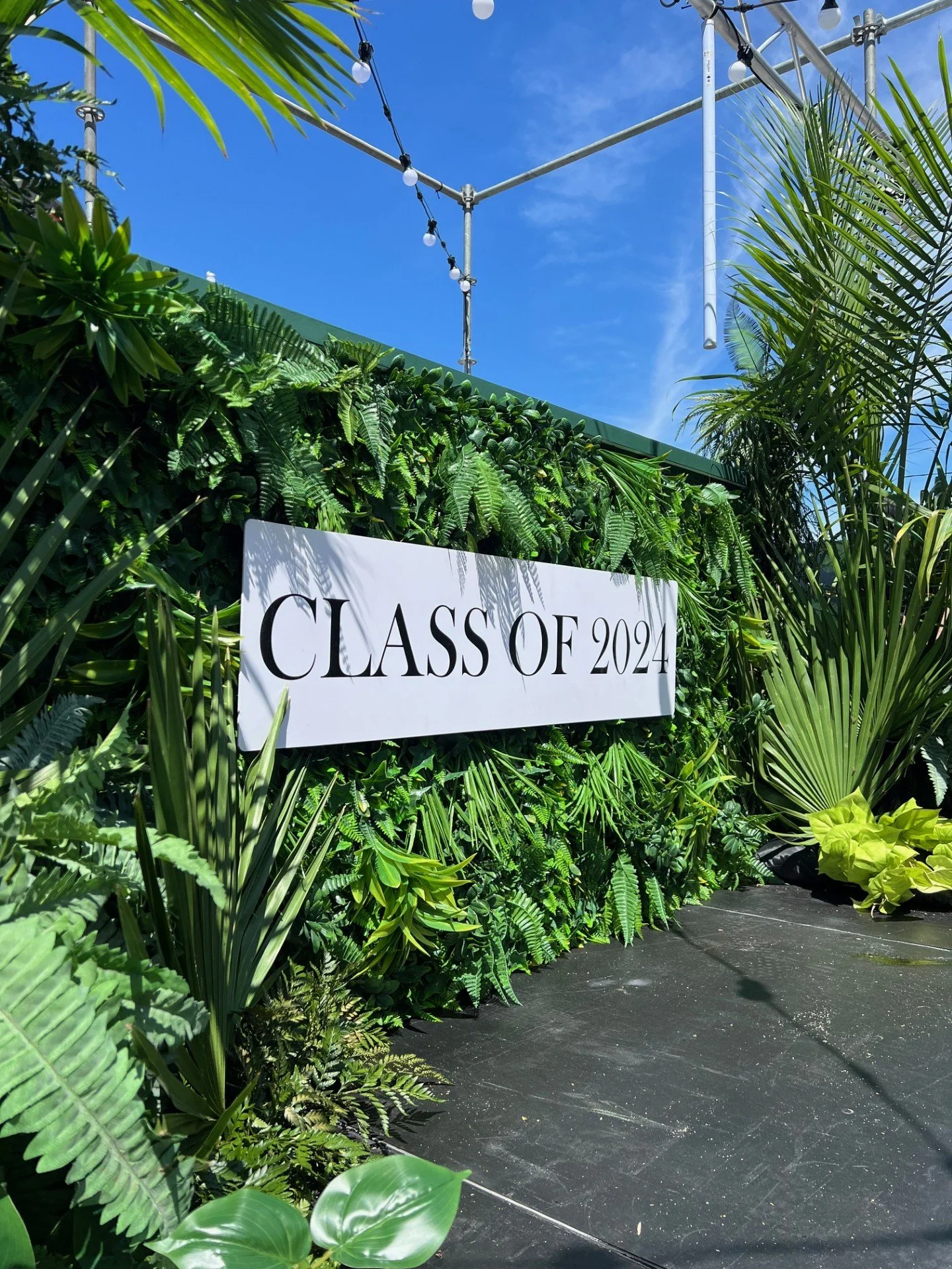 Plant bar front.jpeg