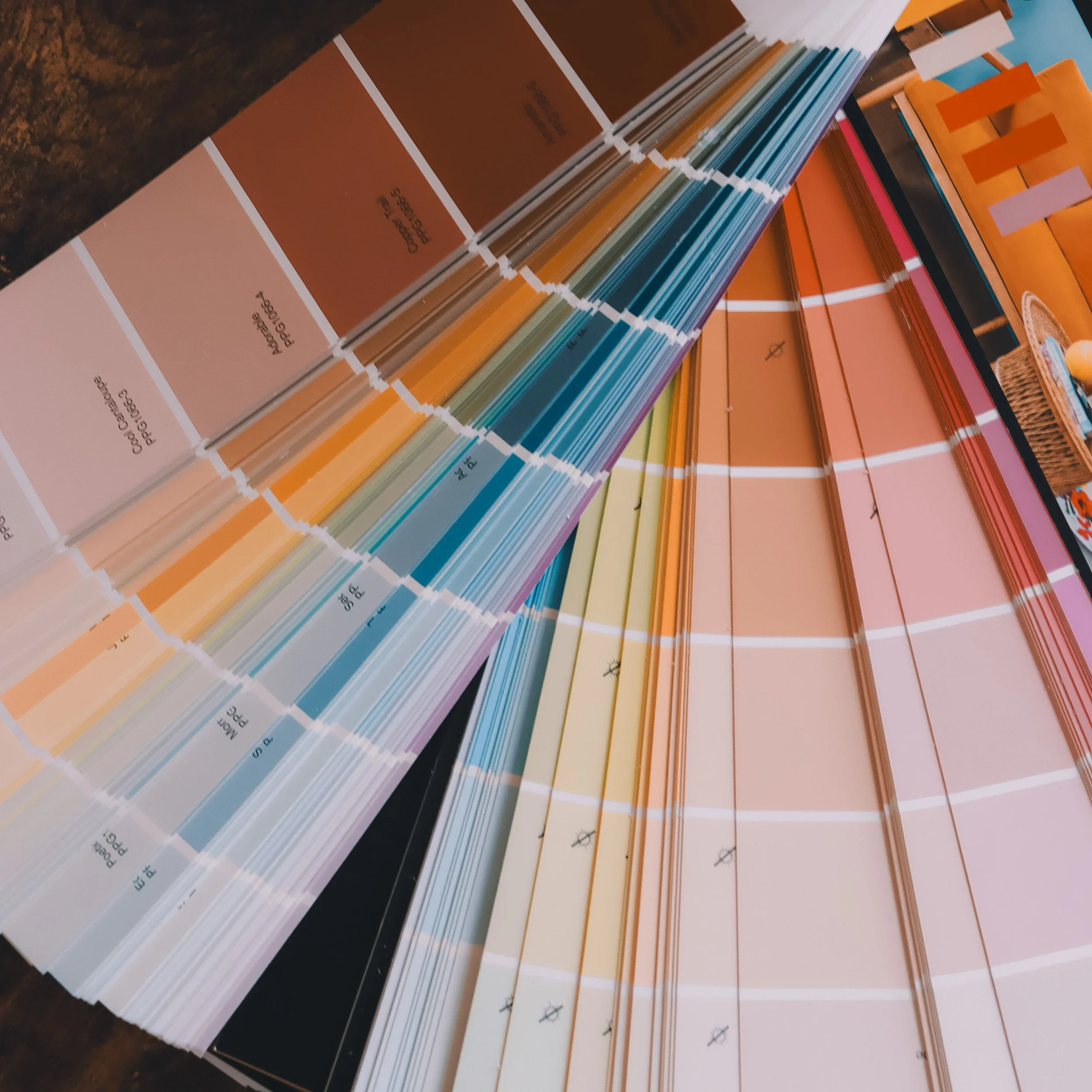 5 Tips for Choosing the Perfect Paint Color for Your Home