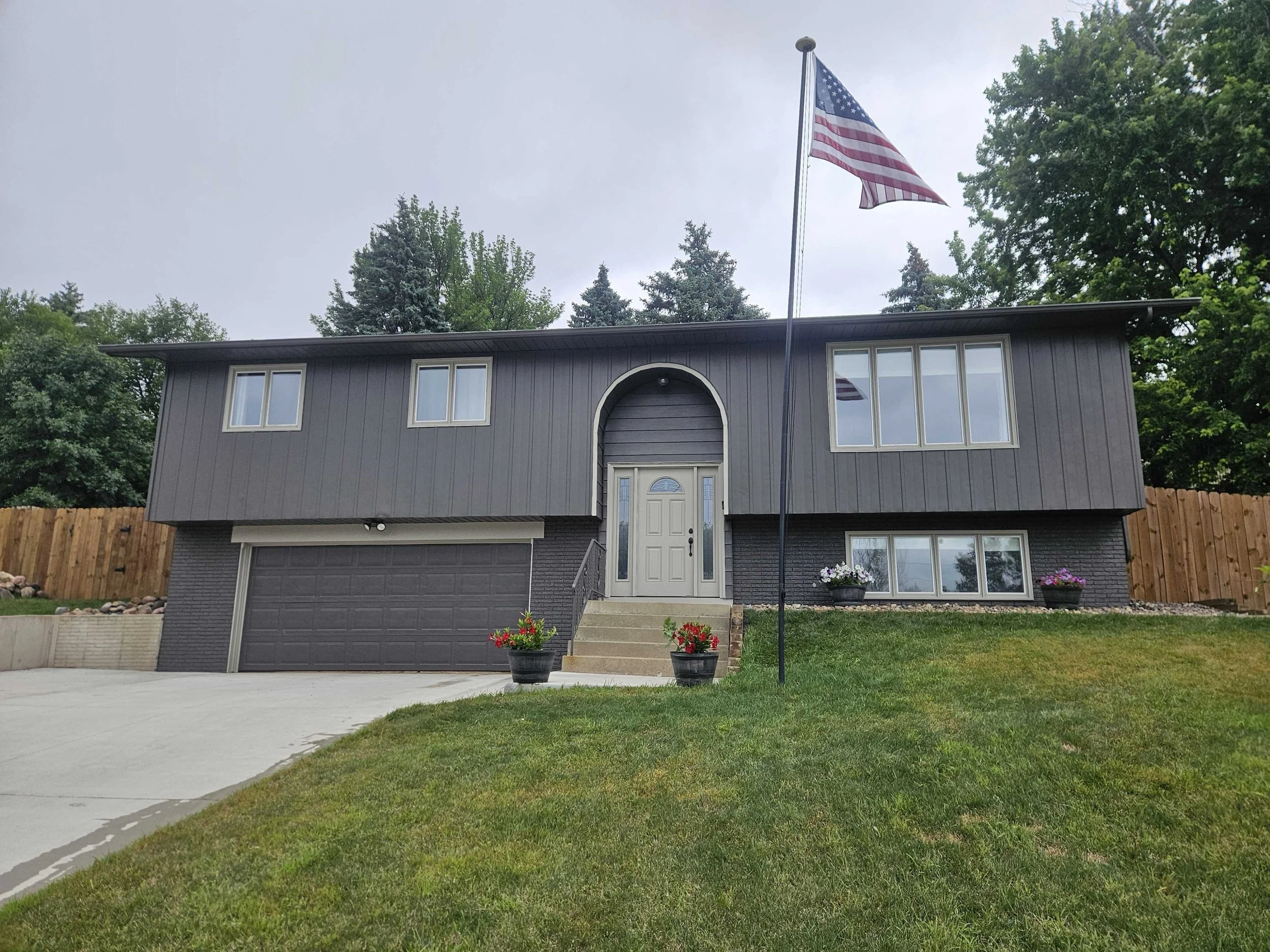 How Often Should You Paint Your Home’s Exterior in Sioux Falls?