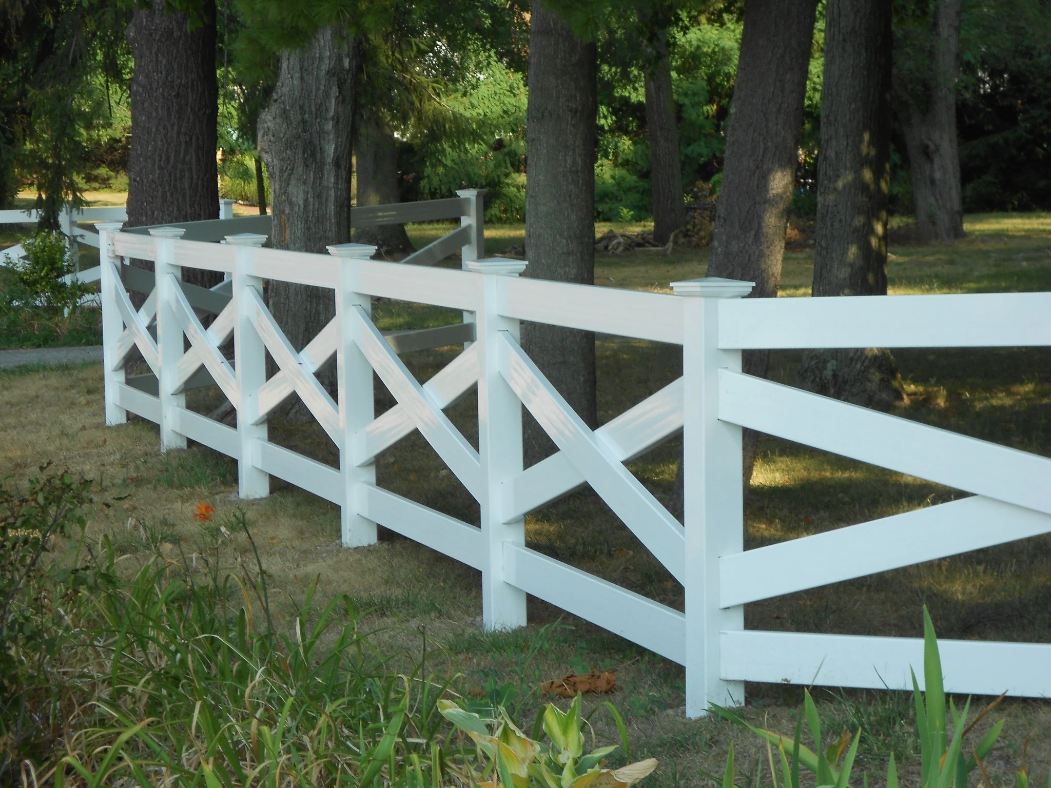 4'-Ranch Rail-Cross Buck-Vinyl-01.jpg