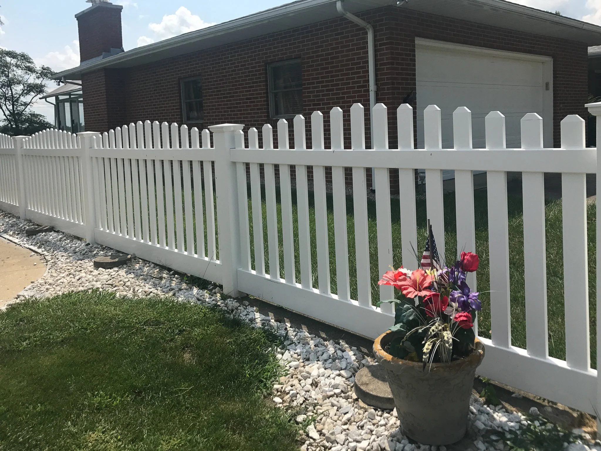 4-Picket-DE Arch-Vinyl-109.jpg