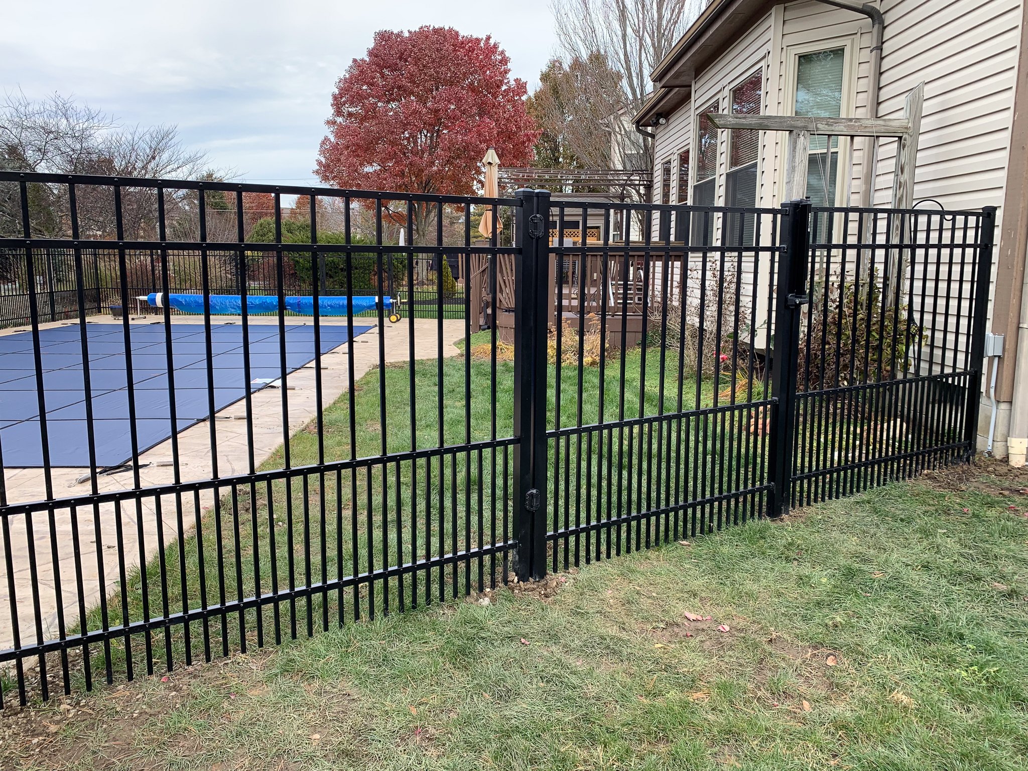 6'-Closed-Straight Puppy-Aluminum-144.jpg