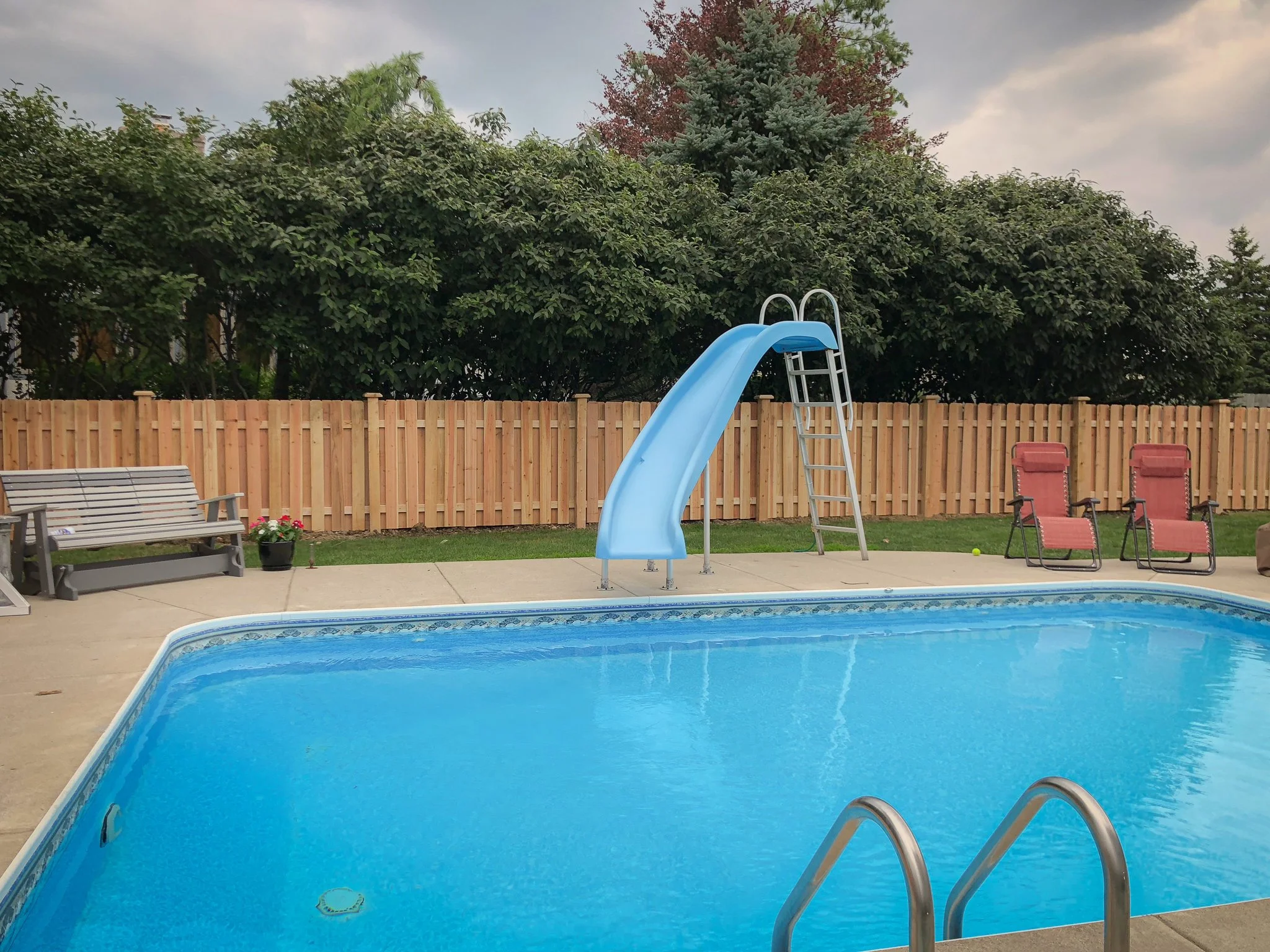 4'-ShadowBox-DE Straight-Cedar-163.jpg