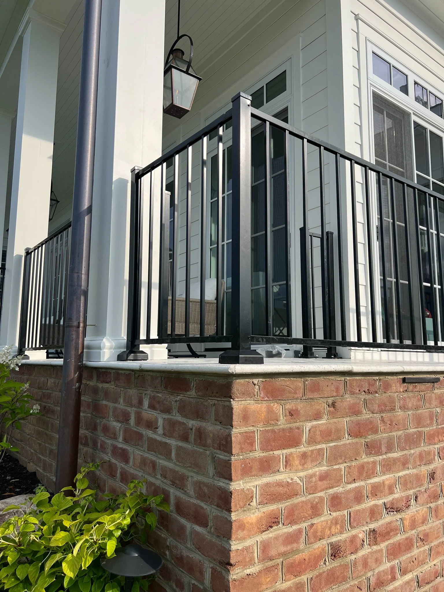 3'-Closed-Straight Traditional-Aluminum-175.jpg