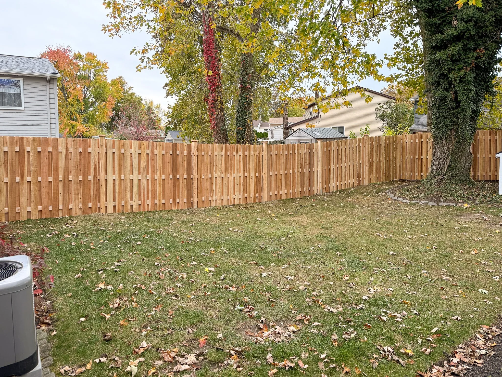 6'-ShadowBox-DE Straight-Cedar-310.jpg