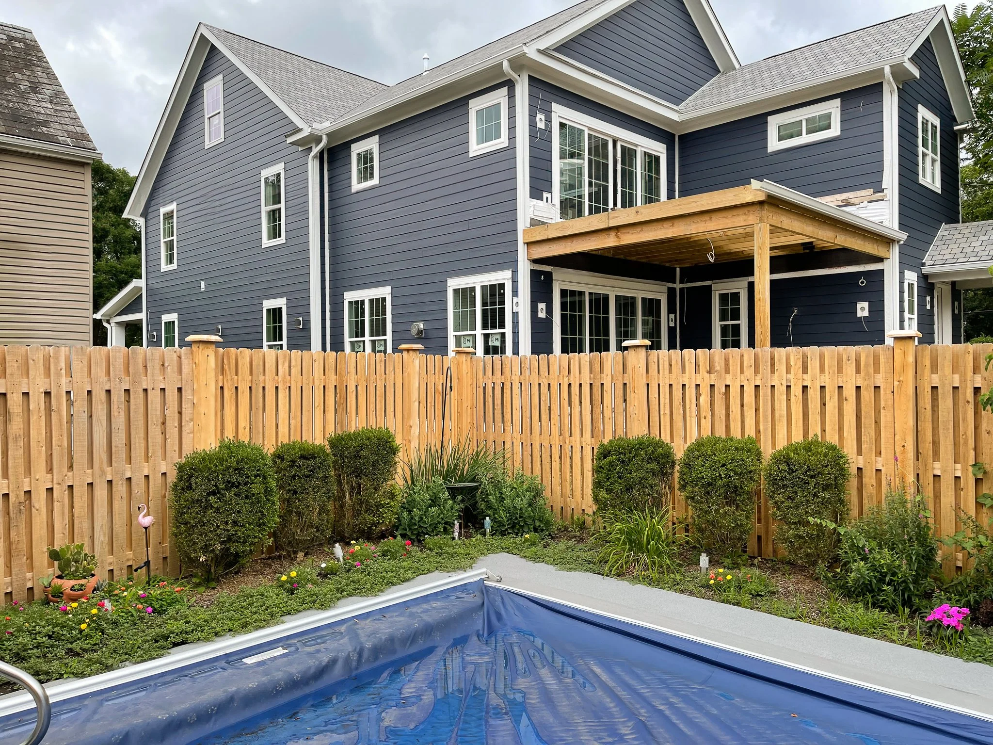 6'-ShadowBox-DE Straight-Cedar-198.jpg