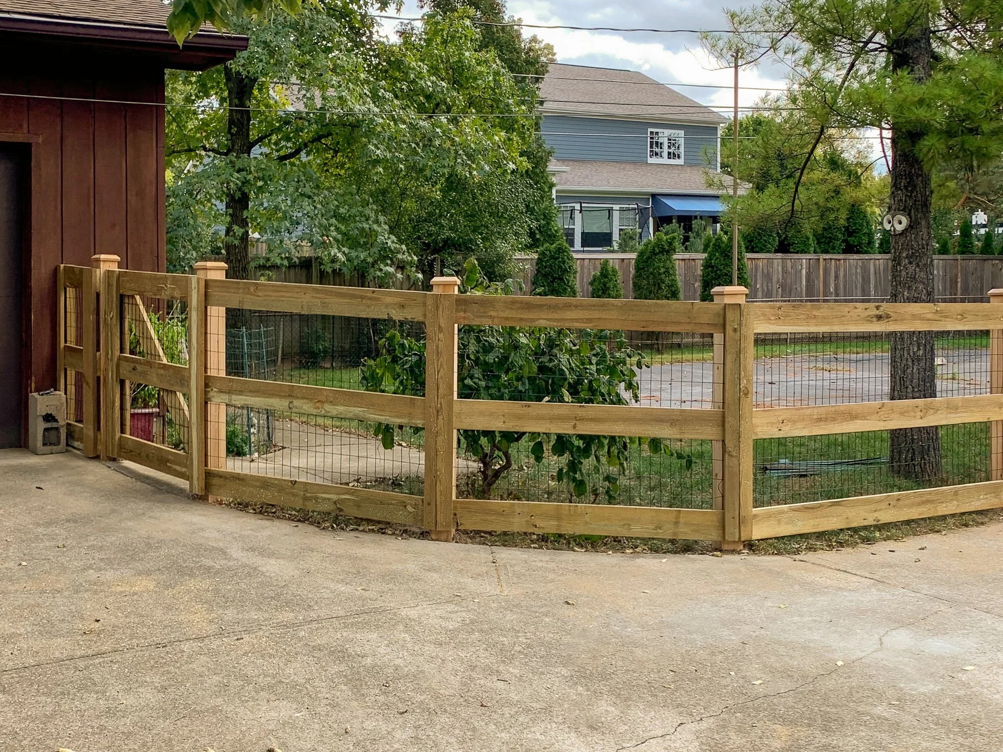 4'-Ranch Rail-3 Rail-Wood-17.jpg