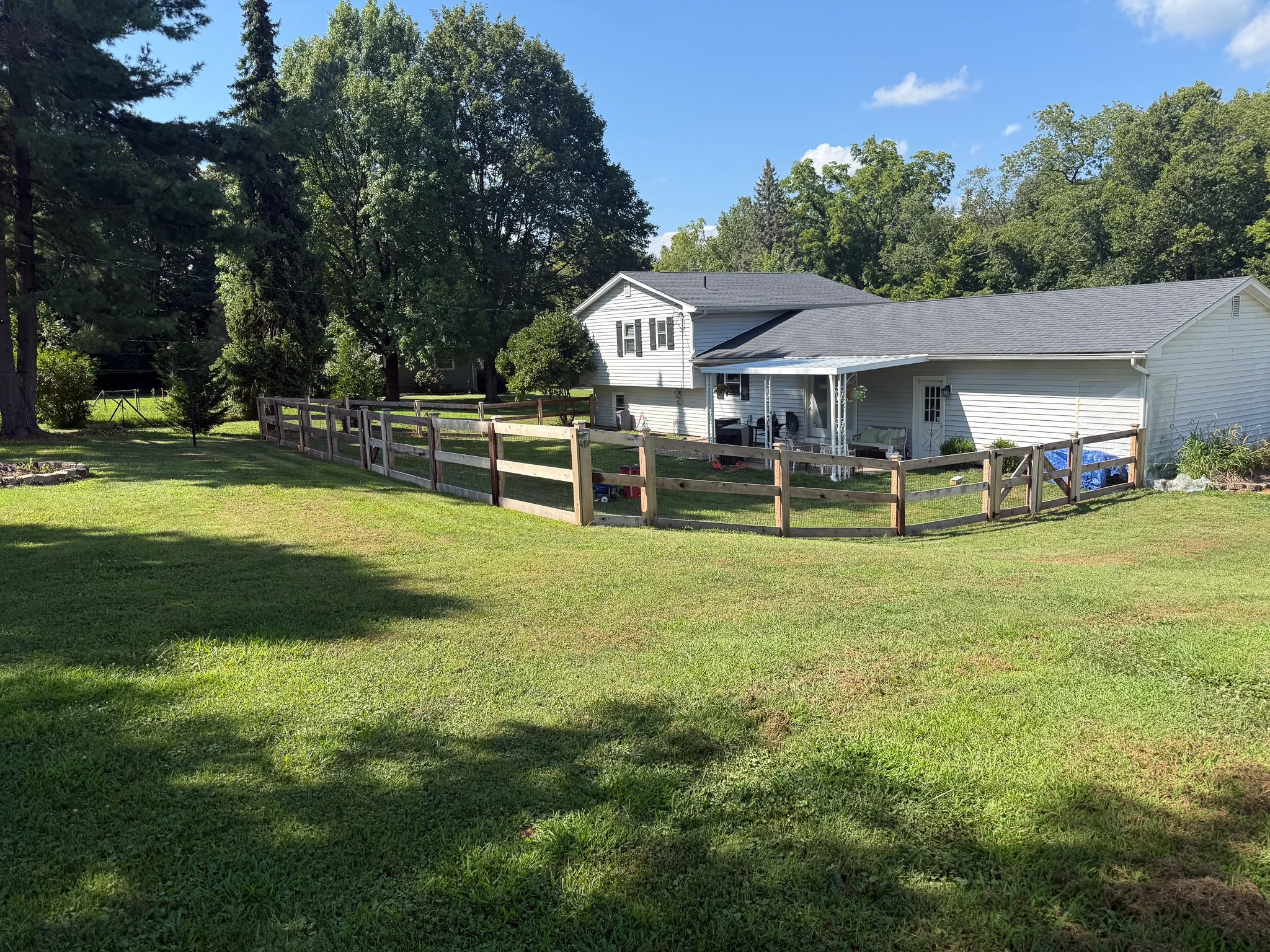 4'-Ranch Rail-3 Rail-Wood-34.jpg