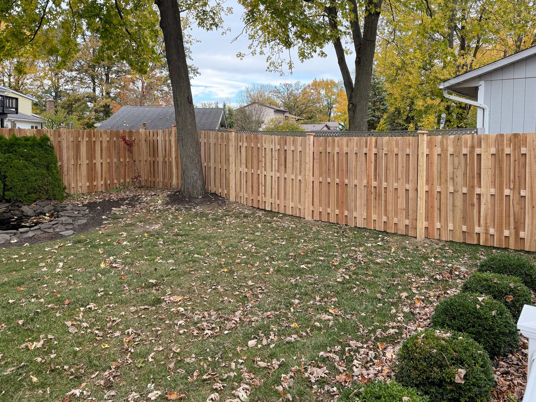 6'-ShadowBox-DE Straight-Cedar-311.jpg