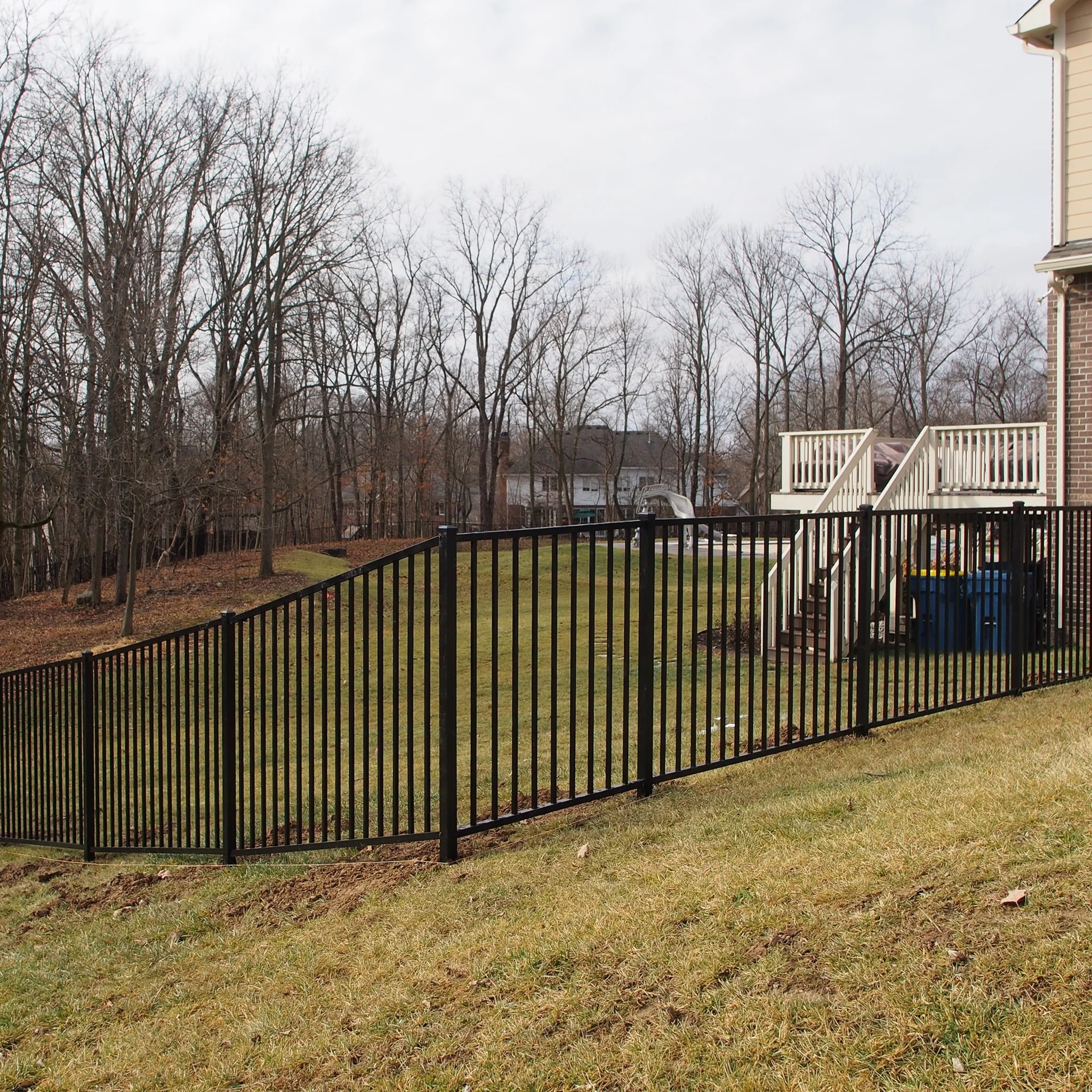 4'-Closed-Straight Traditional-Aluminum-103.jpg