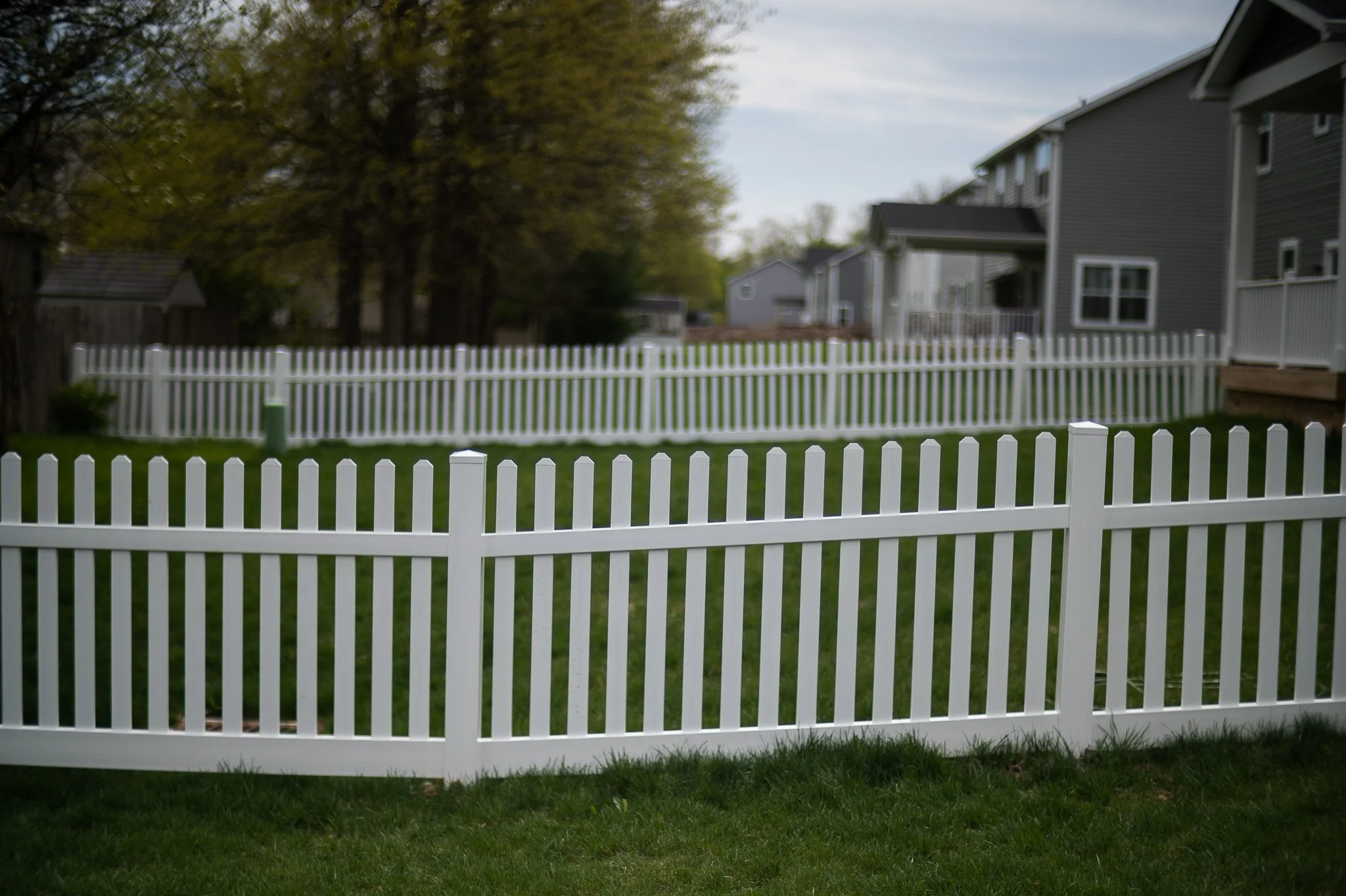 4'-Picket-DE Straight-Vinyl-174.jpg