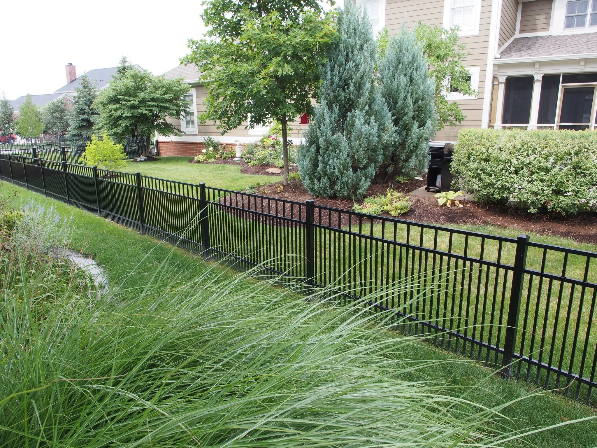 4'-Closed-Alternating Tight-Aluminum-123.jpg