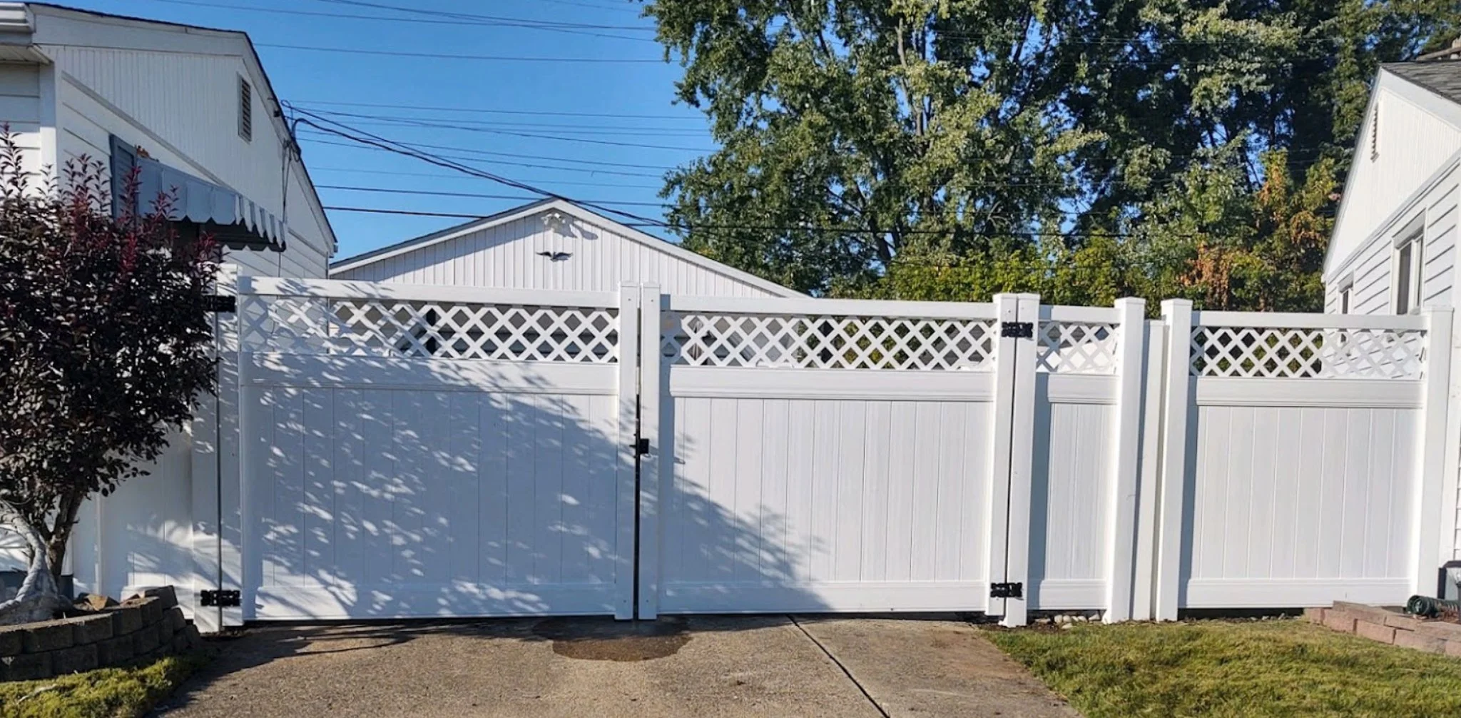 6' Custom Gate-Privacy-Cross Lattice-Vinyl-178.jpg