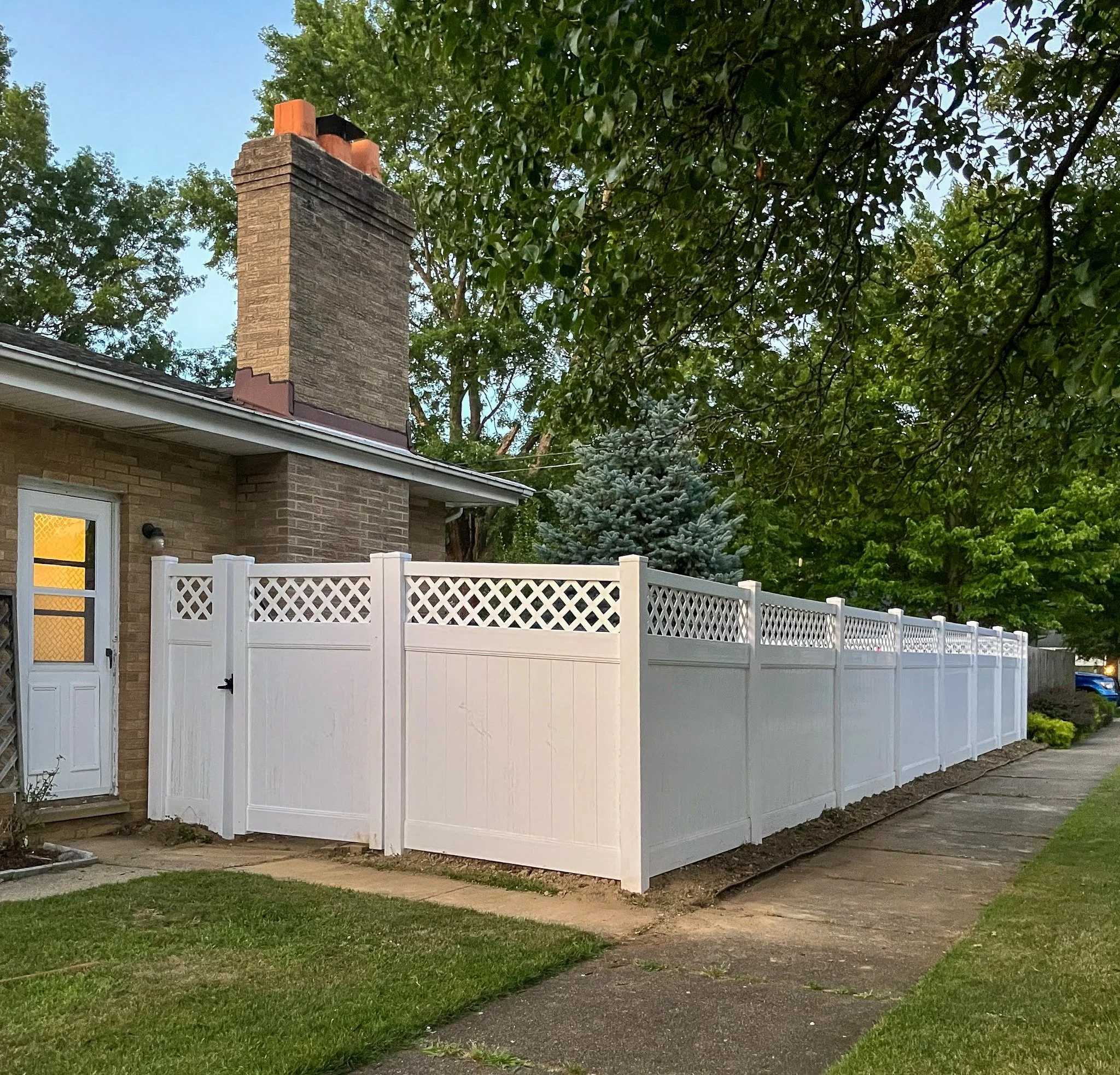 6'-Privacy-Cross Lattice-Vinyl-193.jpg