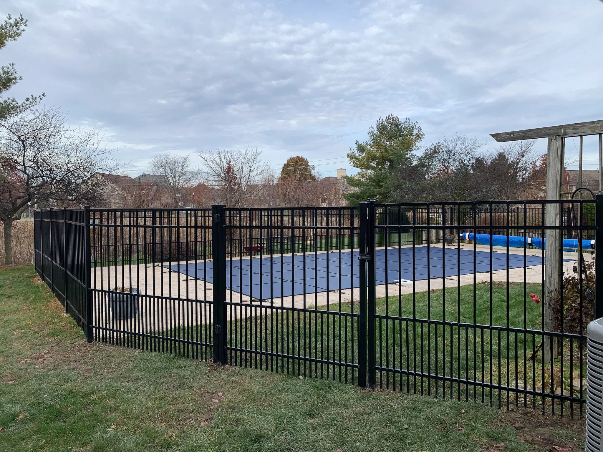 6'-Closed-Straight Puppy-Aluminum-145.jpg