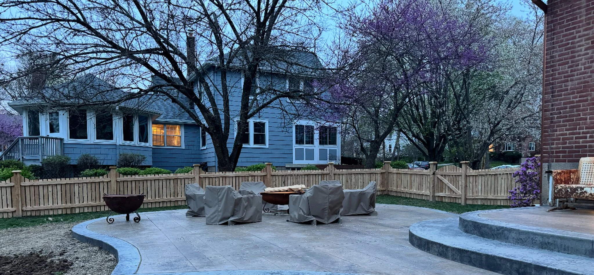 4'-Picket-Cut VOut-Cedar-260.jpg