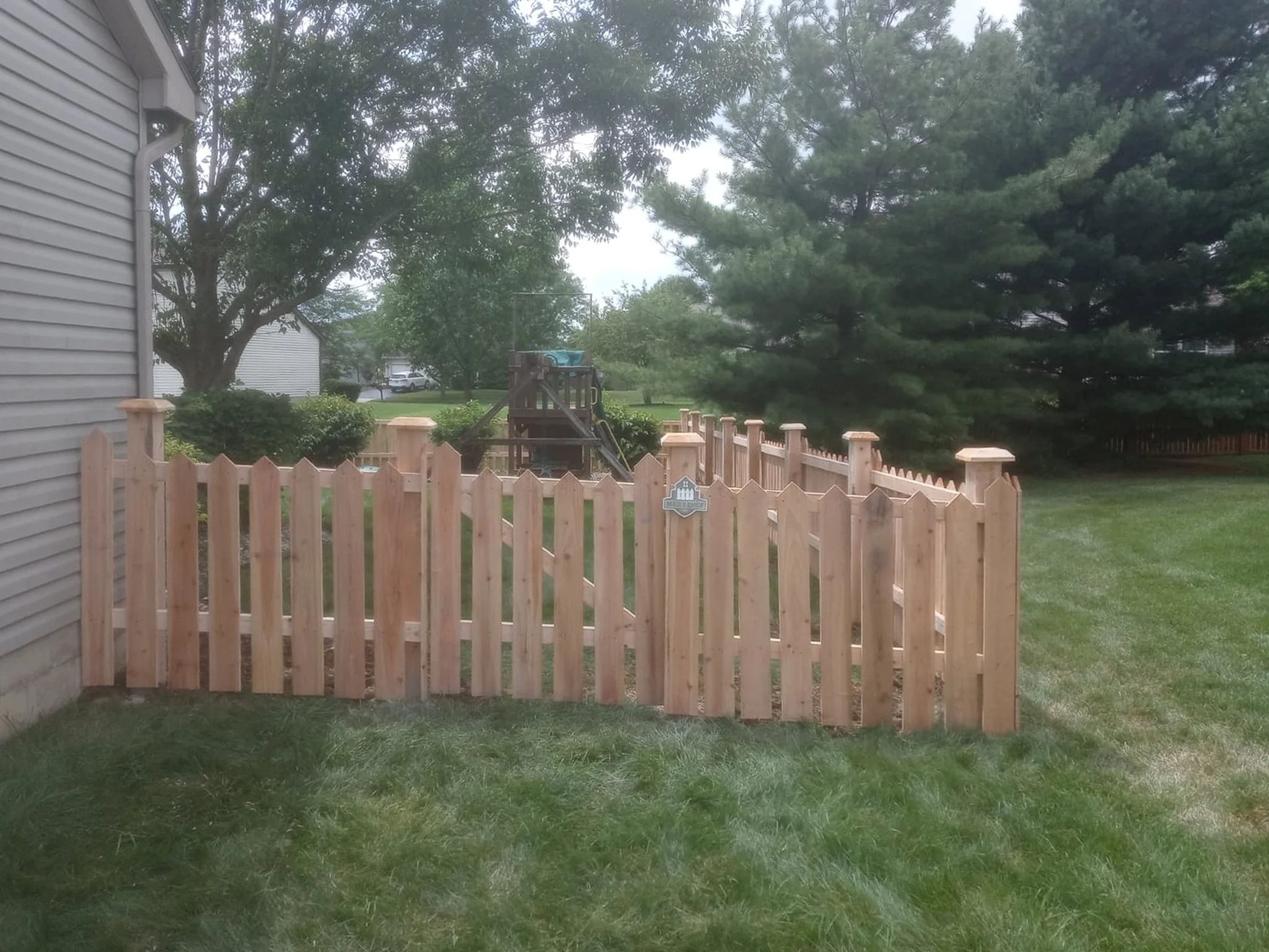 4'-Picket-Diamond New England-Cedar-206.jpg