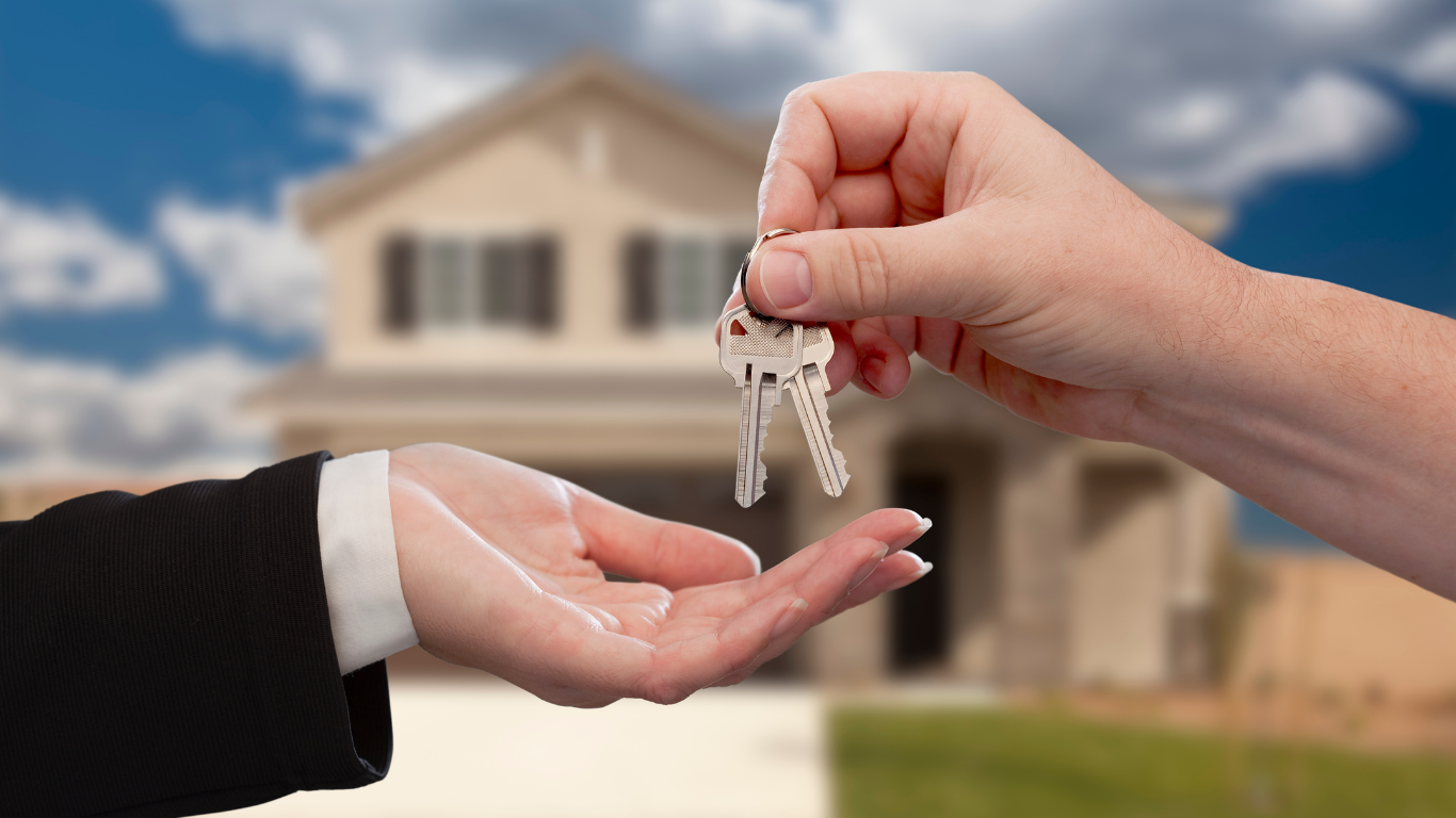 Leasing and property management services