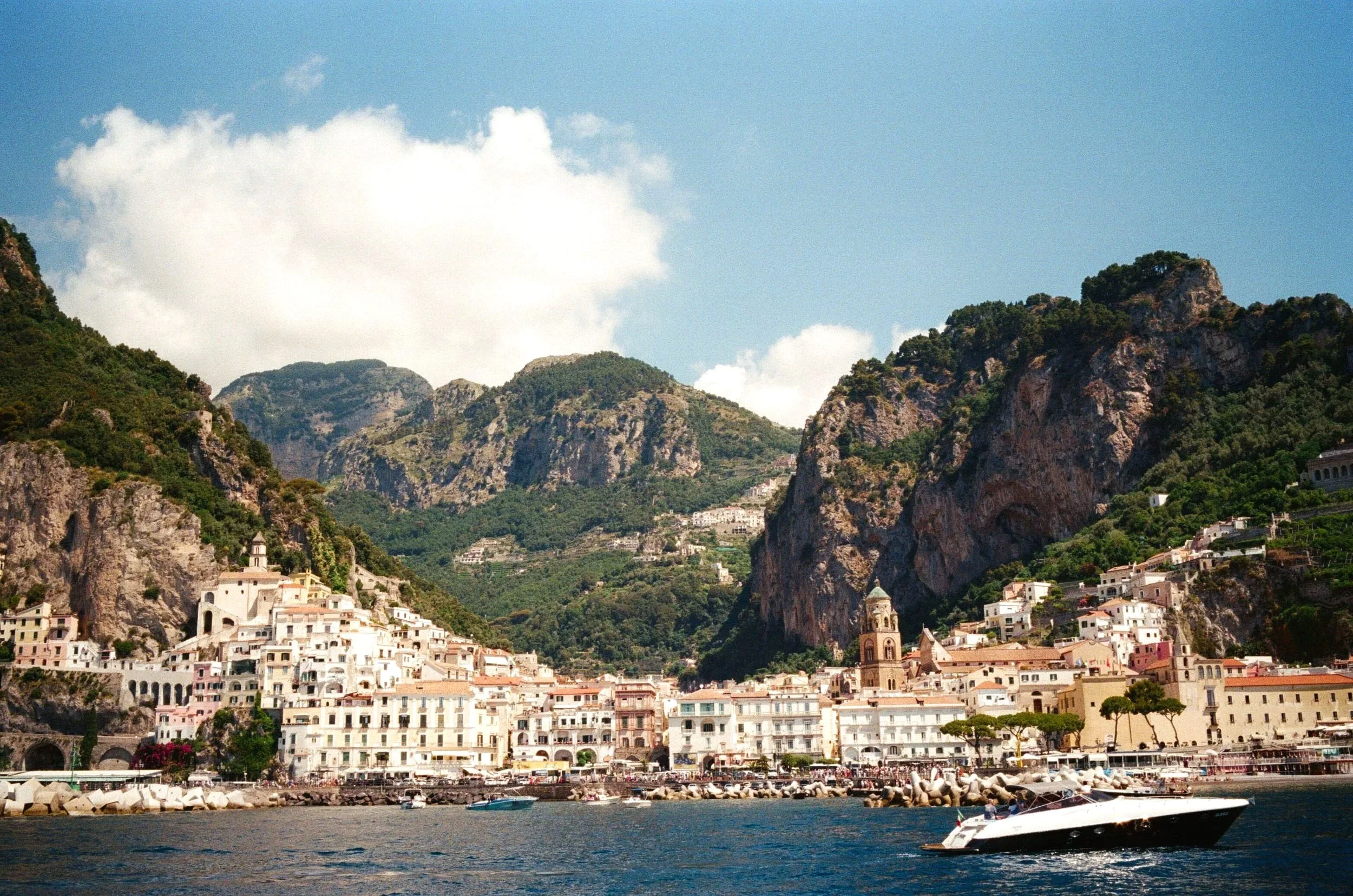 Sunny+European+Film+Photos+Amalfi+Coast+Lindsey+Whatley+Photo_538.jpg