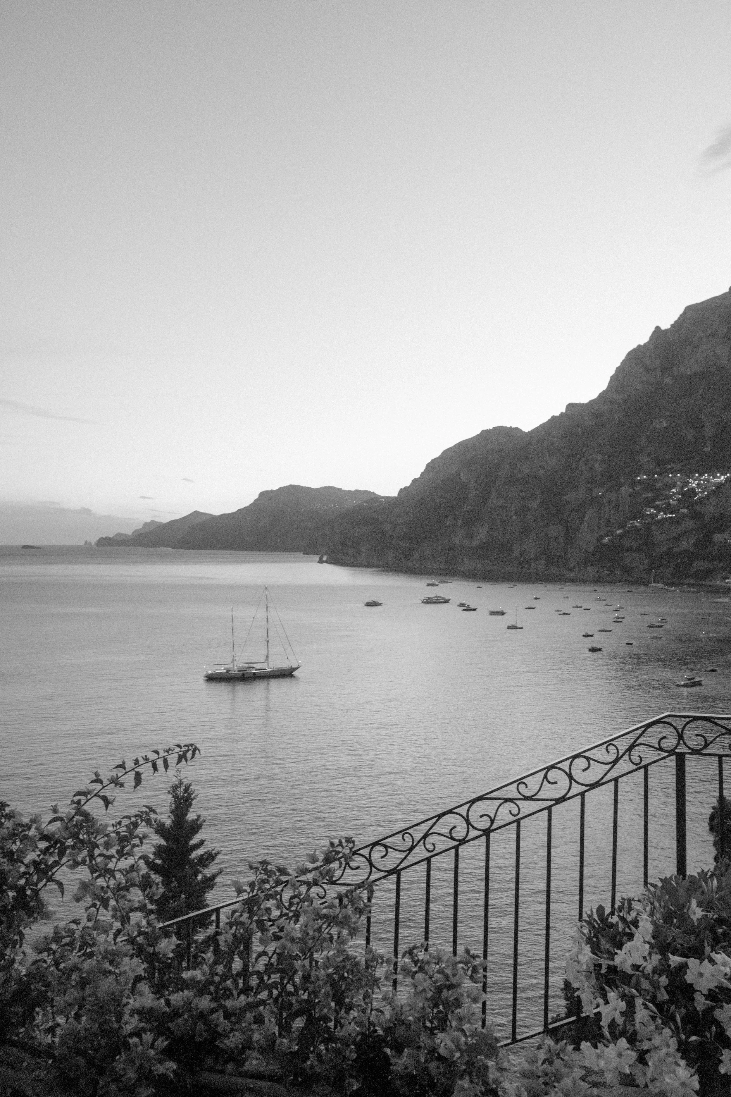 Sunny European Film Photos Amalfi Coast Lindsey Whatley Photo_423.jpg