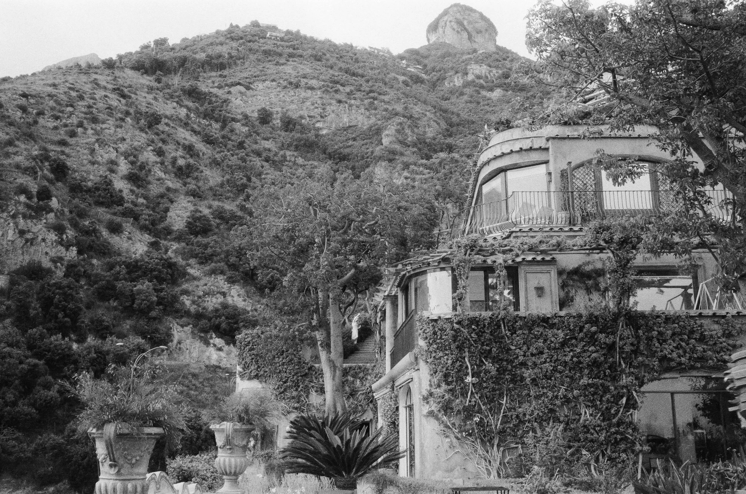 Sunny European Film Photos Amalfi Coast Lindsey Whatley Photo_495.jpg