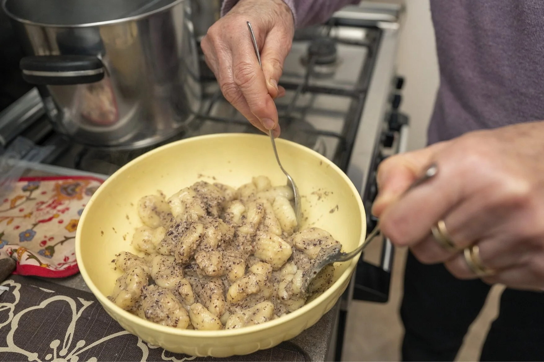 EDIBLE HUDSON VALLEY: Potato Gnocchi with Radicchio Pesto Recipe