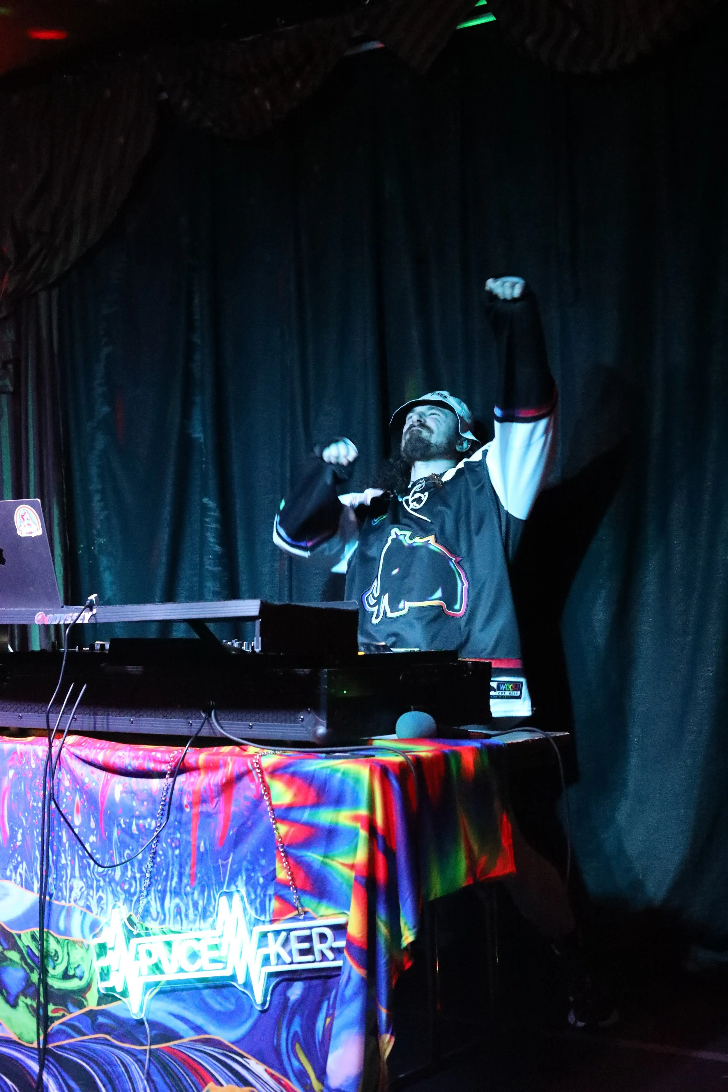 Rave the Ruba-140.jpg