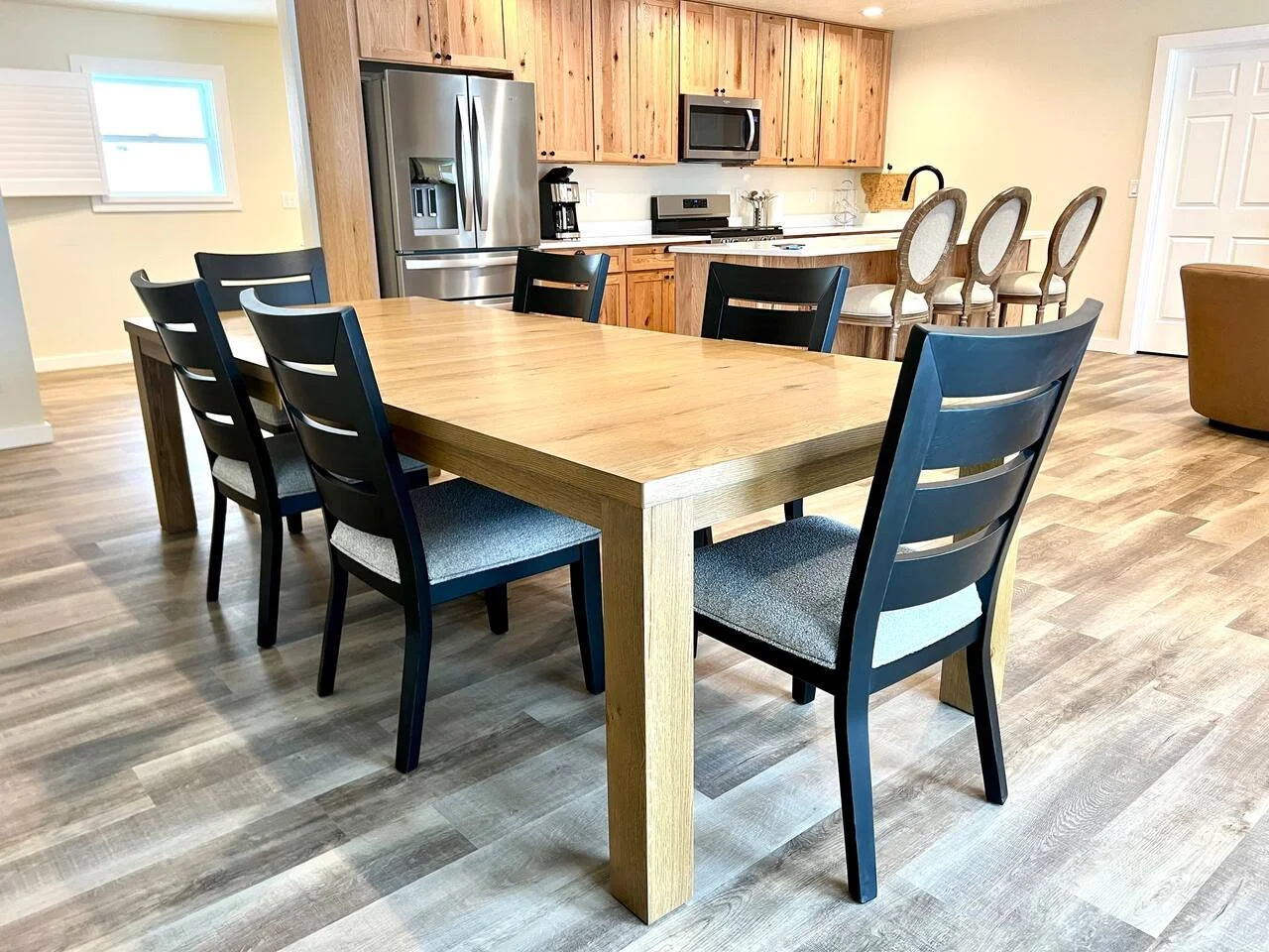 rental kitchen2.jpeg