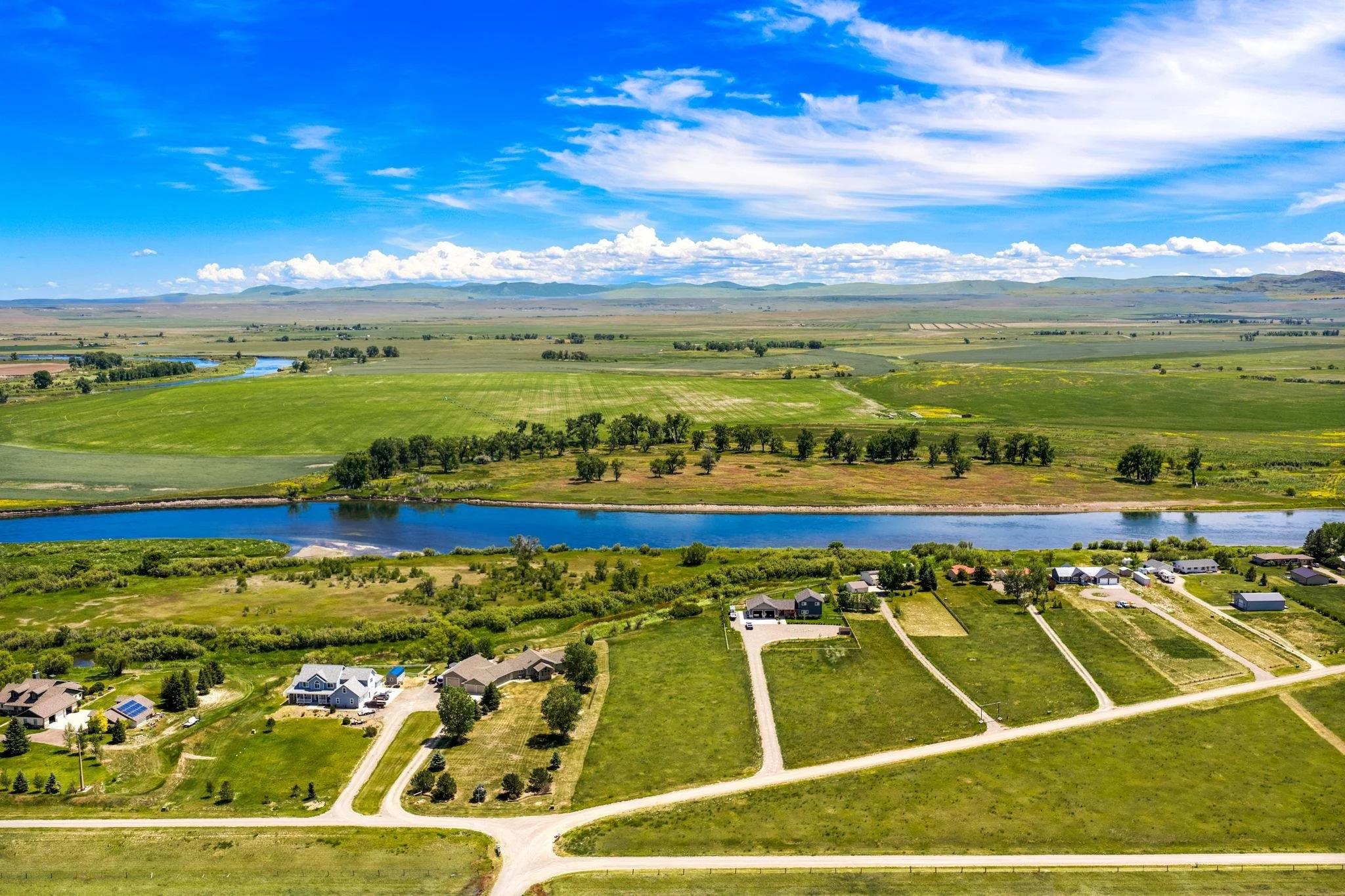 River Front Real Estate In Montana.jpg