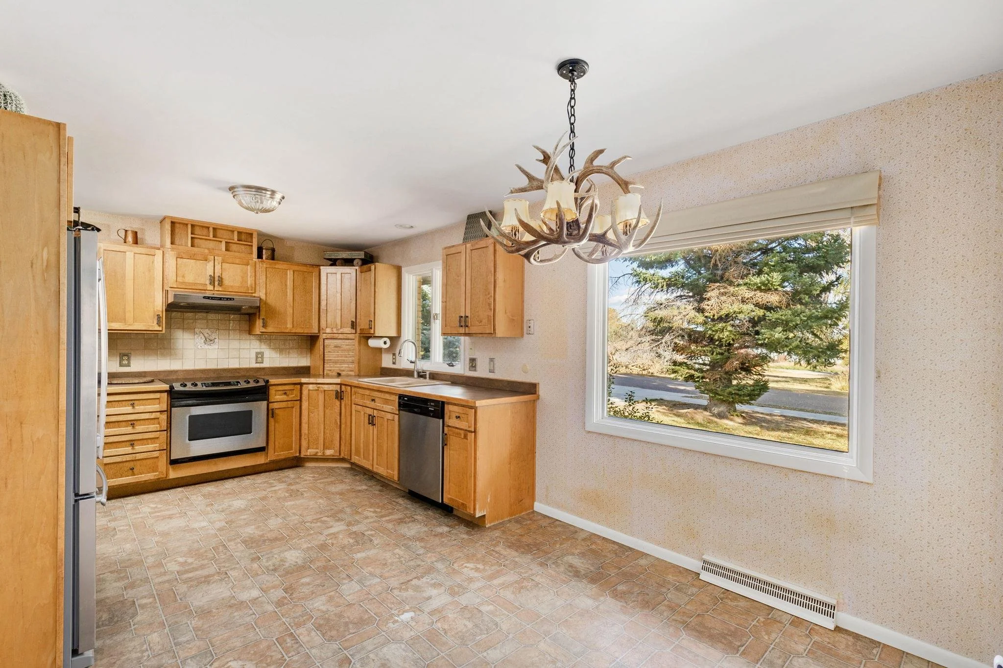 Montana dream kitchen.jpg