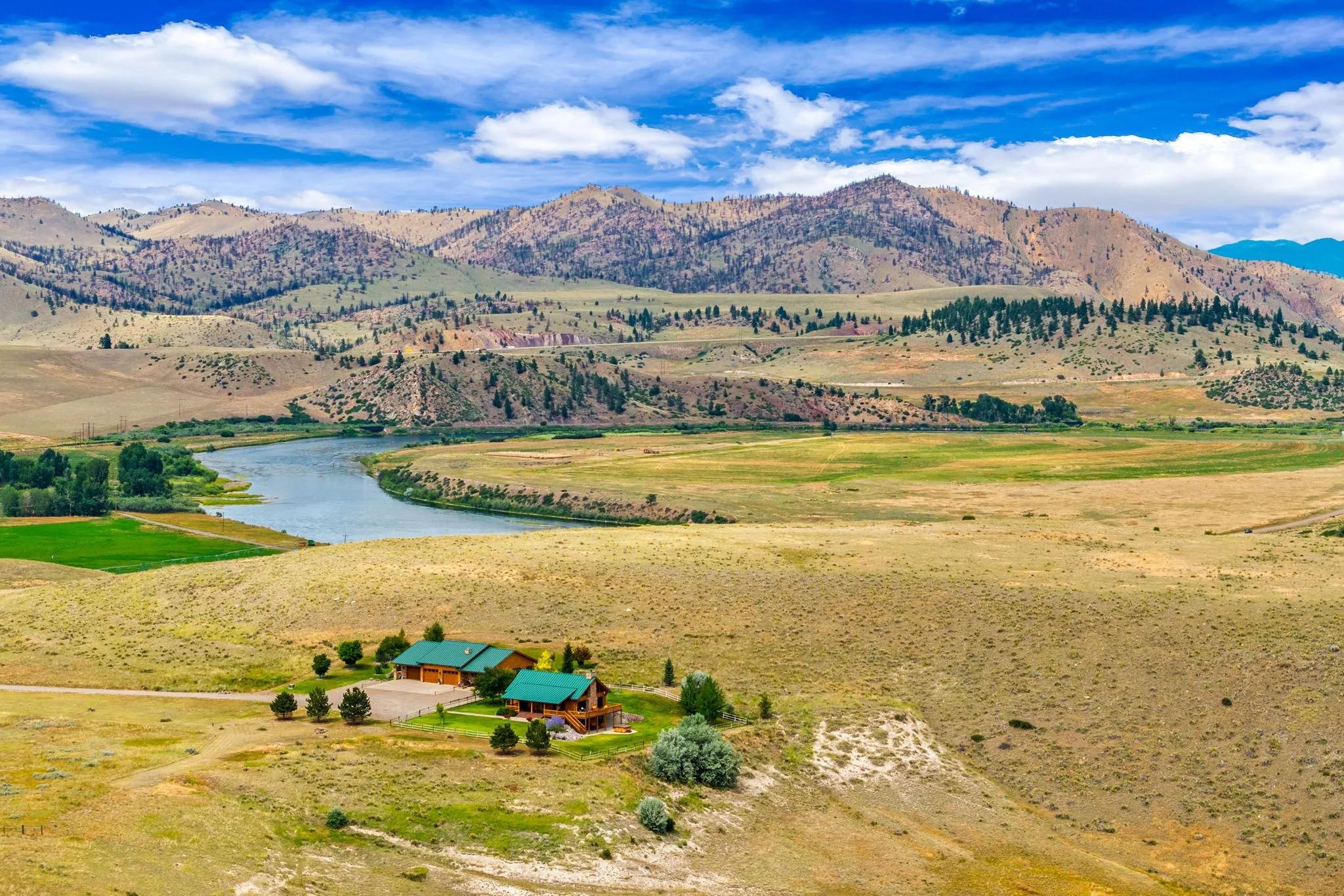 30-web-or-mls-REP-Space-1305-Craig-Frontage-Road-Wolf-Creek-MT (29).jpg