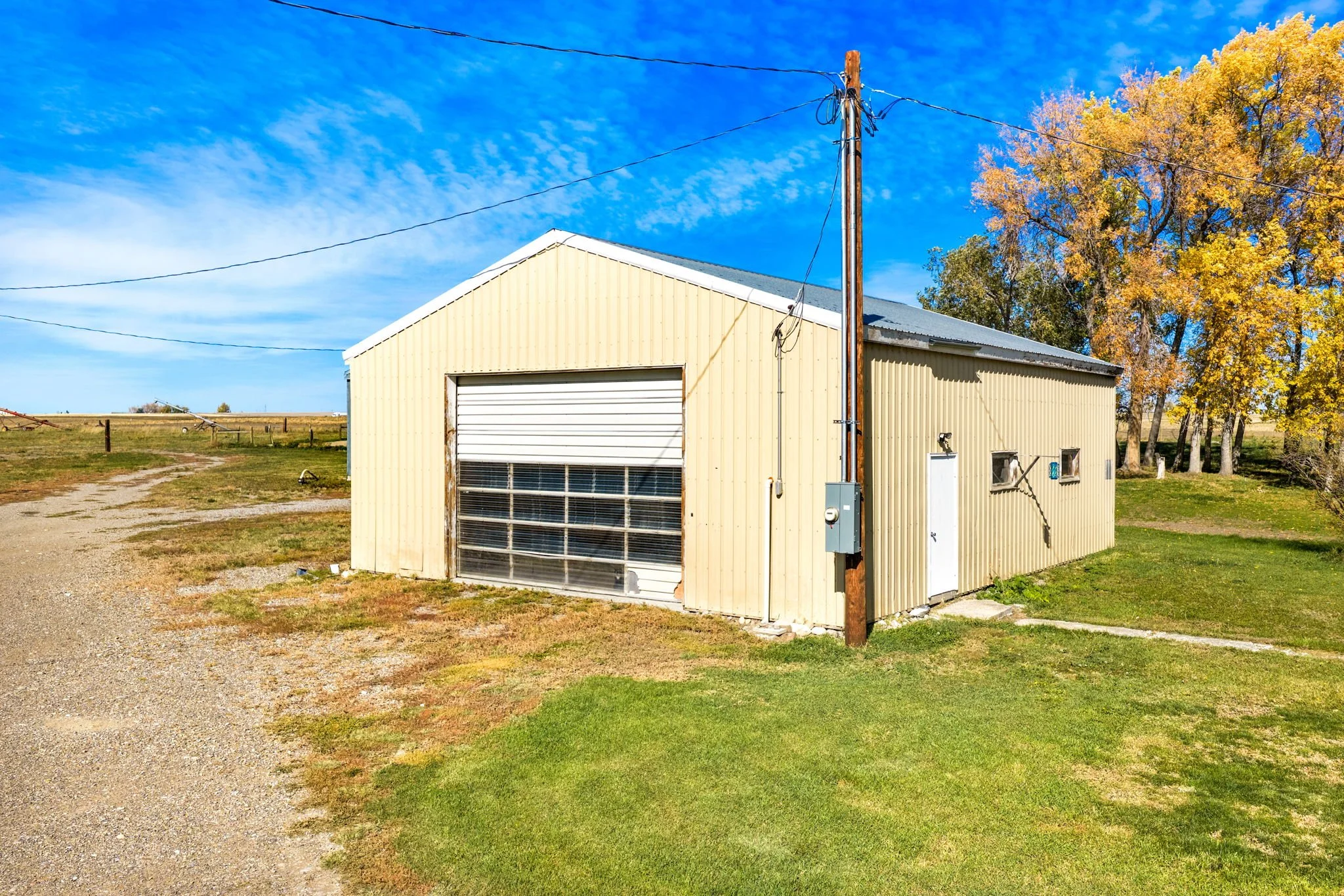 16-web-or-mls-REP-Space-7793-Old-Shelby-Road-Conrad-MT (16).jpg