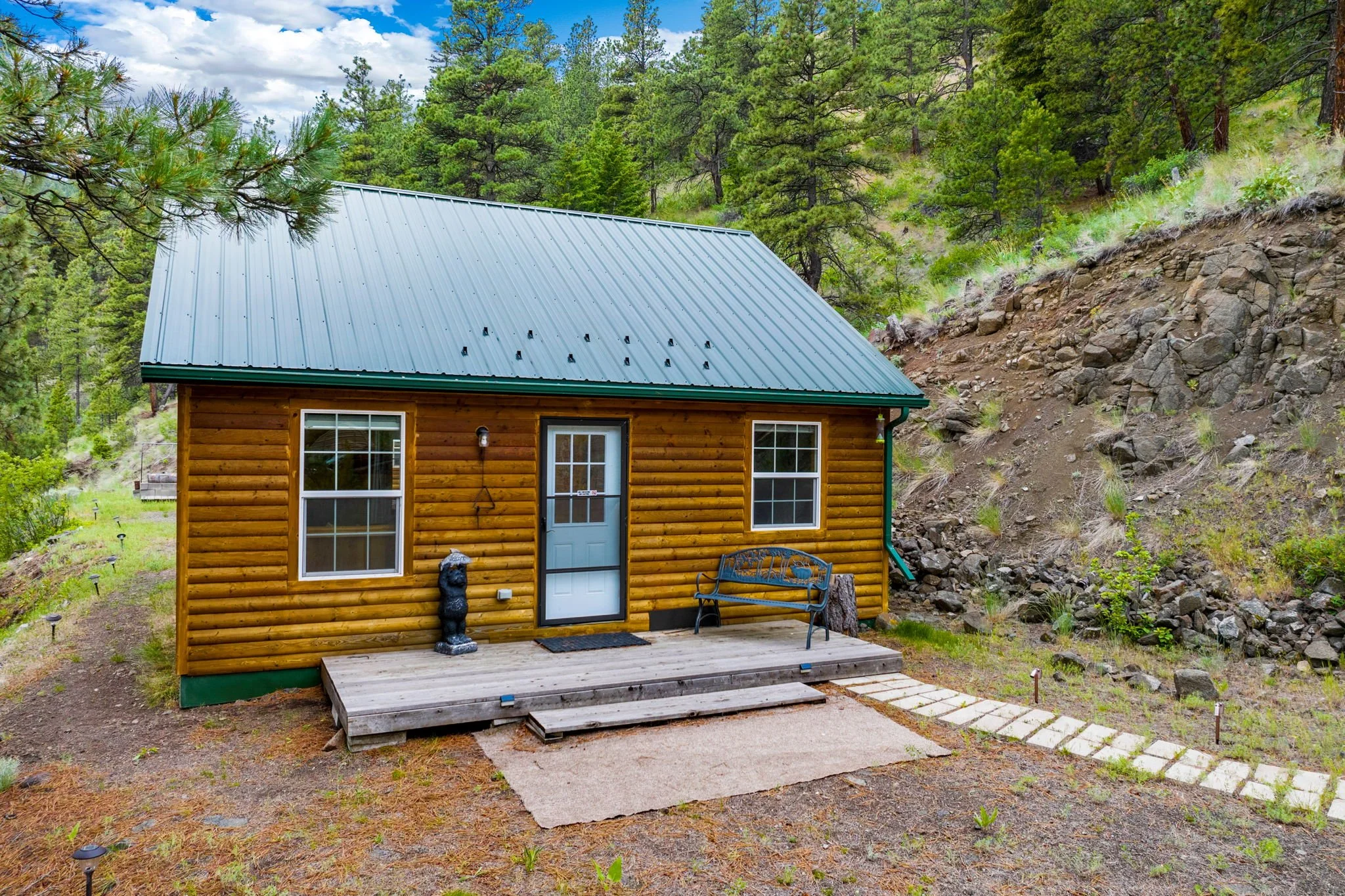 Winter Montana Cabin Rental.jpg