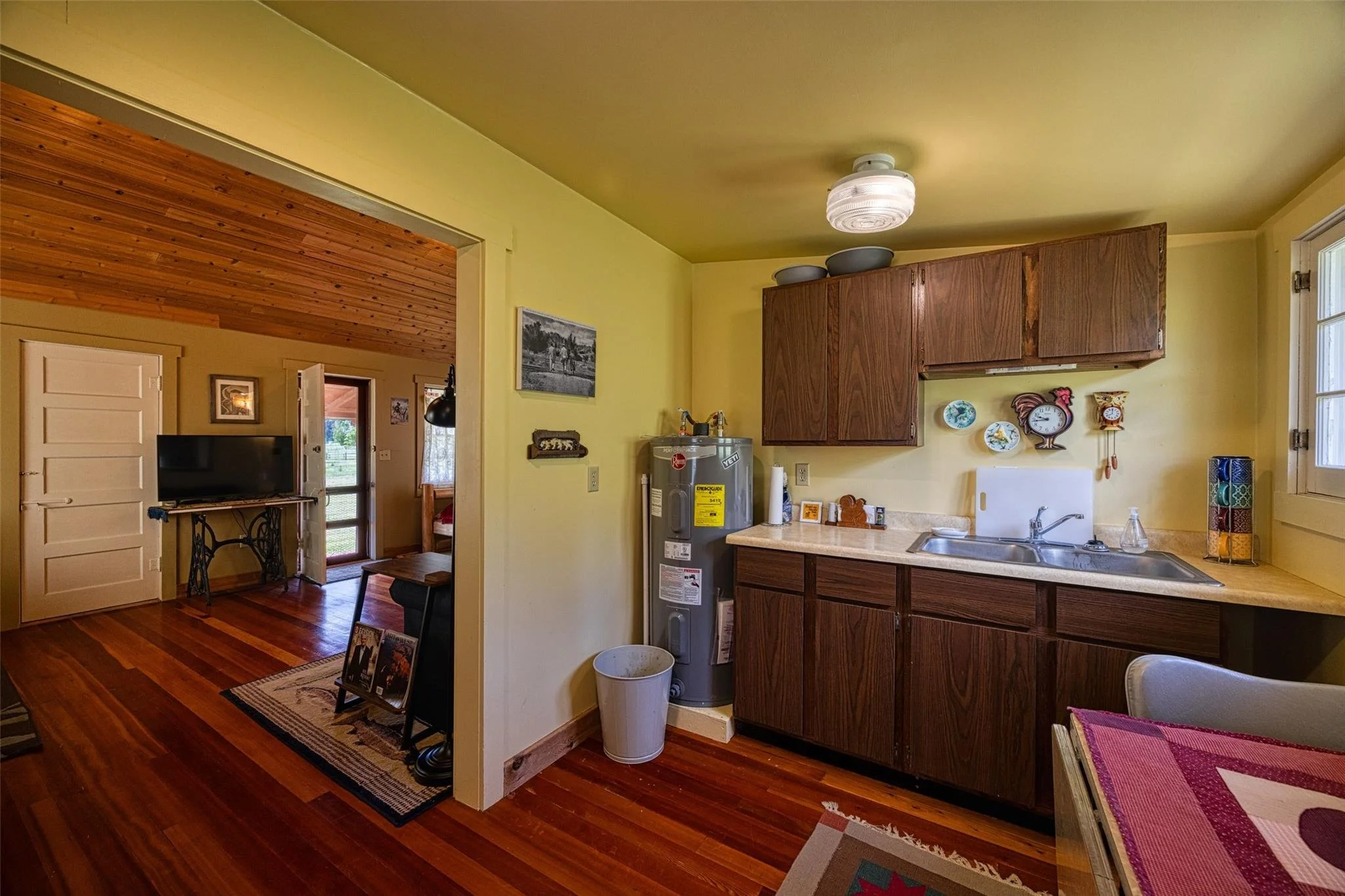 8 N Cooper Lane 75.jpg