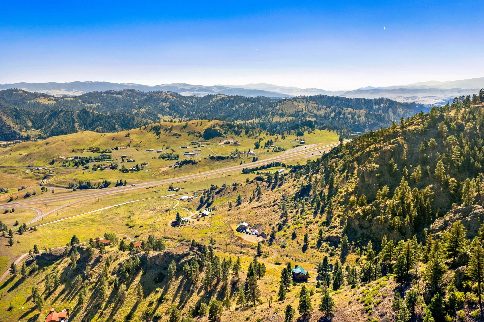 23-web-or-mls-REP-Space-47-Scenic-Valley-Lane-Cascade-MT (23).jpg