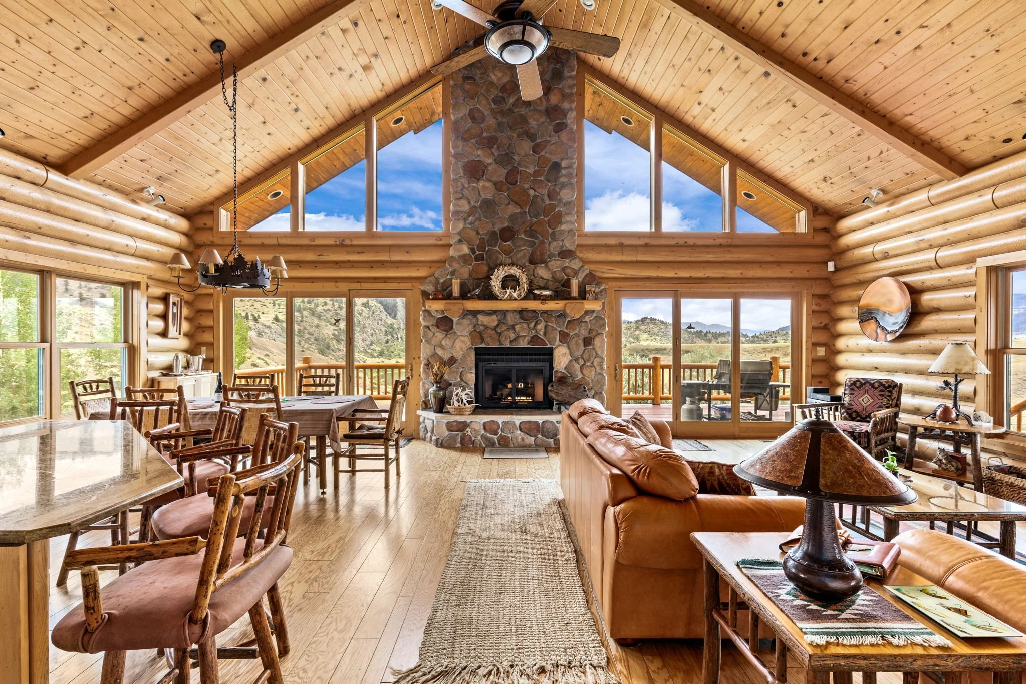 45-web-or-mls-REP-Space-1305-Craig-Frontage-Road-Wolf-Creek-MT (44).jpg