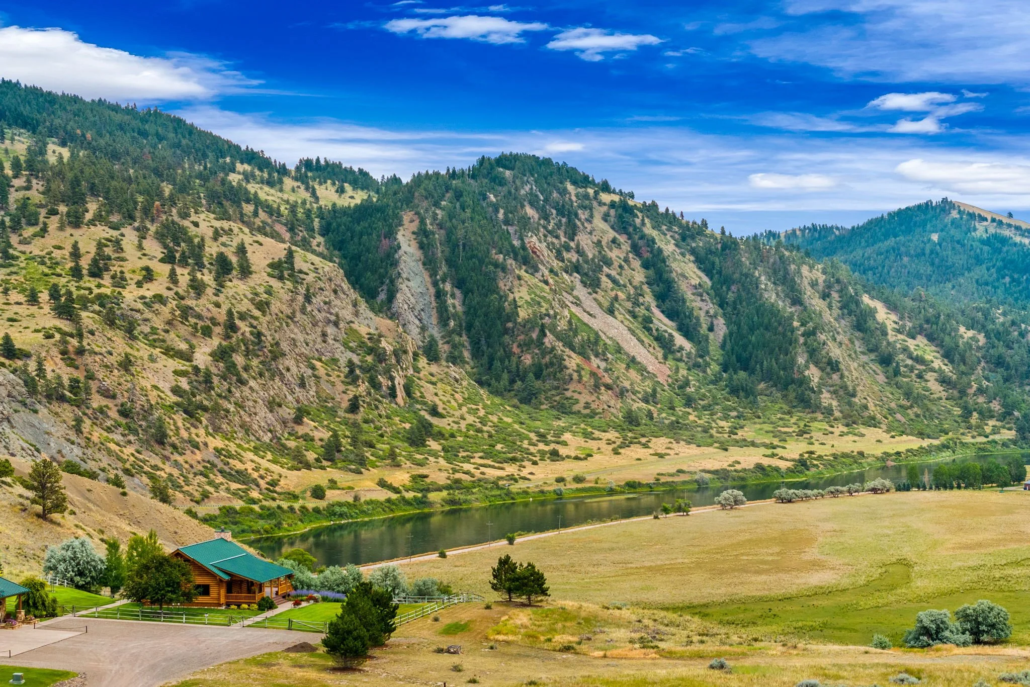 24-web-or-mls-REP-Space-1305-Craig-Frontage-Road-Wolf-Creek-MT (24).jpg