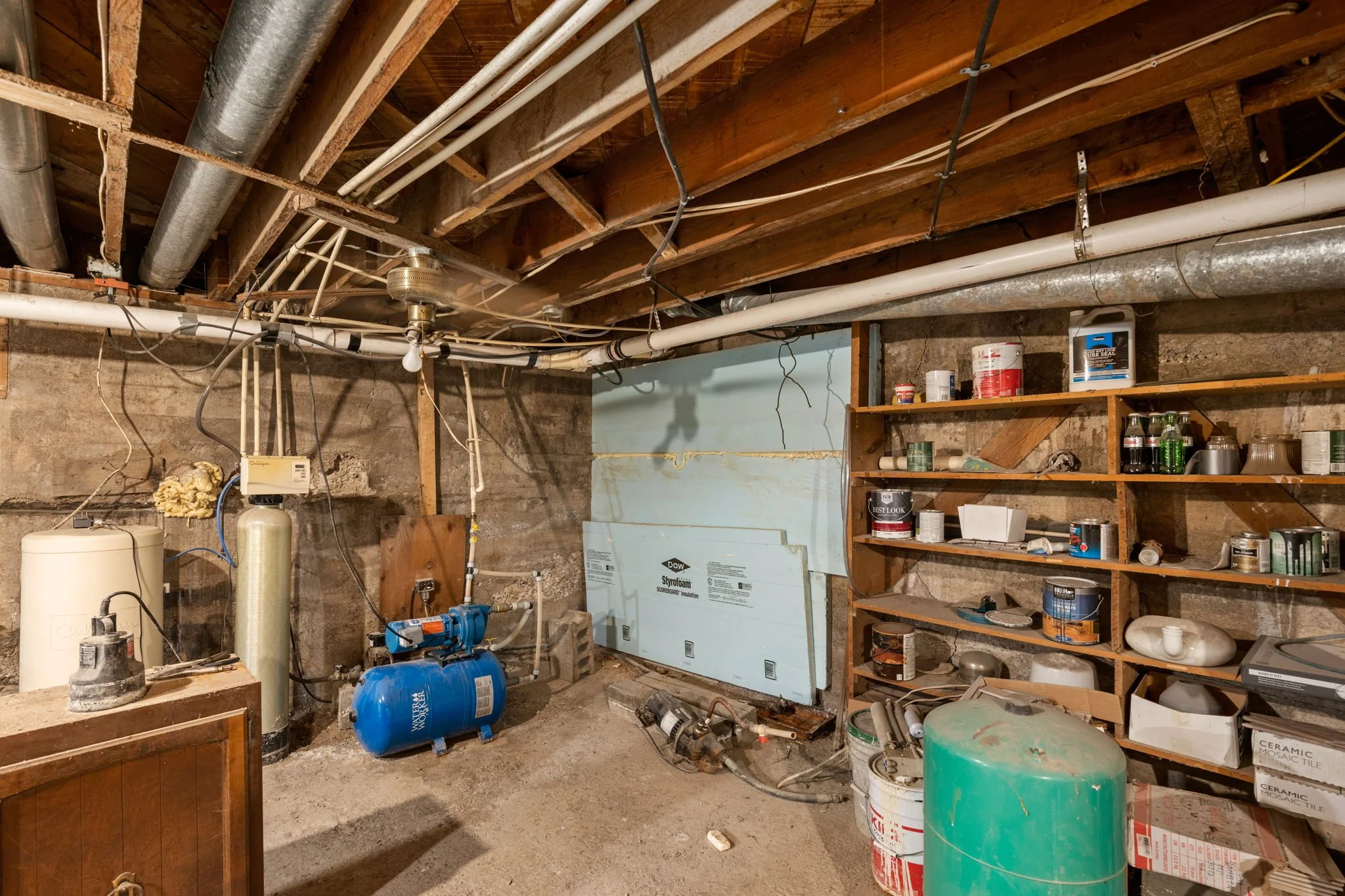 95-web-or-mls-REP-Space-7793-Old-Shelby-Road-Conrad-MT (95).jpg