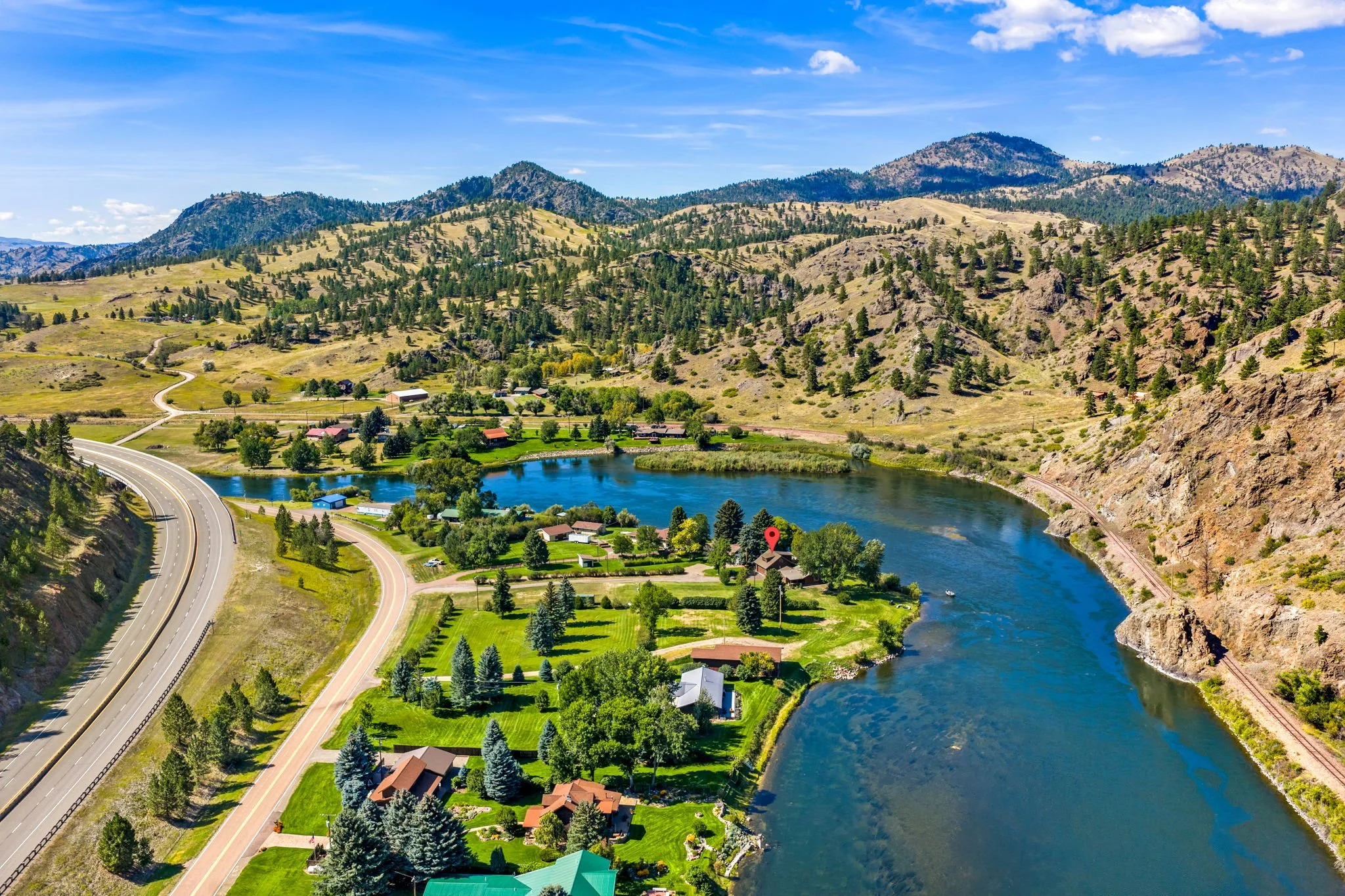 39-web-or-mls-REP-Space-Tagues-Place-2956-Old-US-Highway-91-Cascade-MT (39).jpg