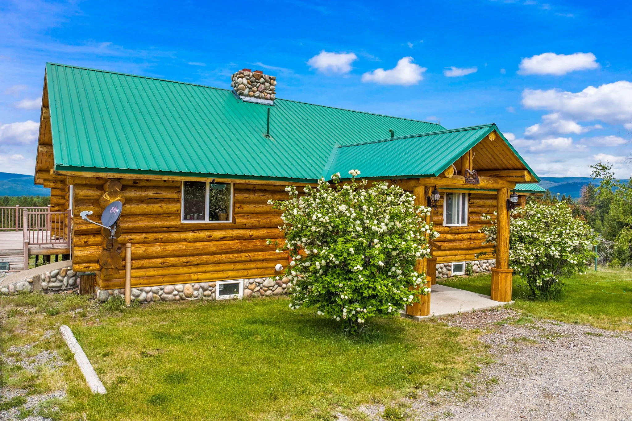 17-web-or-mls-REP-Space-3358-Strandskov-Road-Lincoln-MT (17).jpg