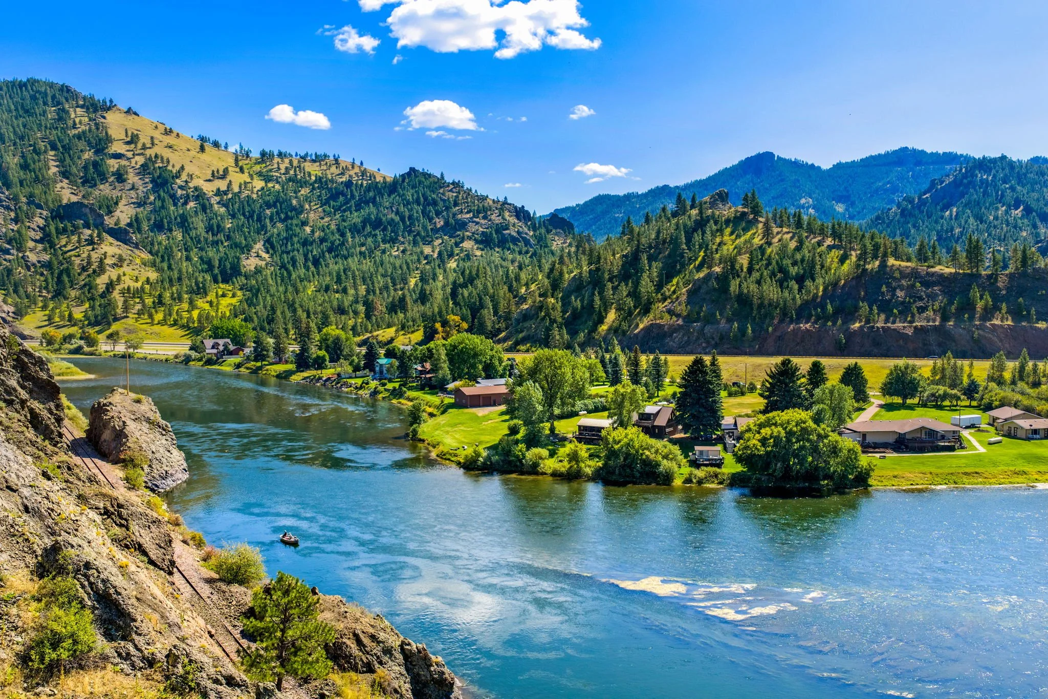 33-web-or-mls-REP-Space-Tagues-Place-2956-Old-US-Highway-91-Cascade-MT (33).jpg