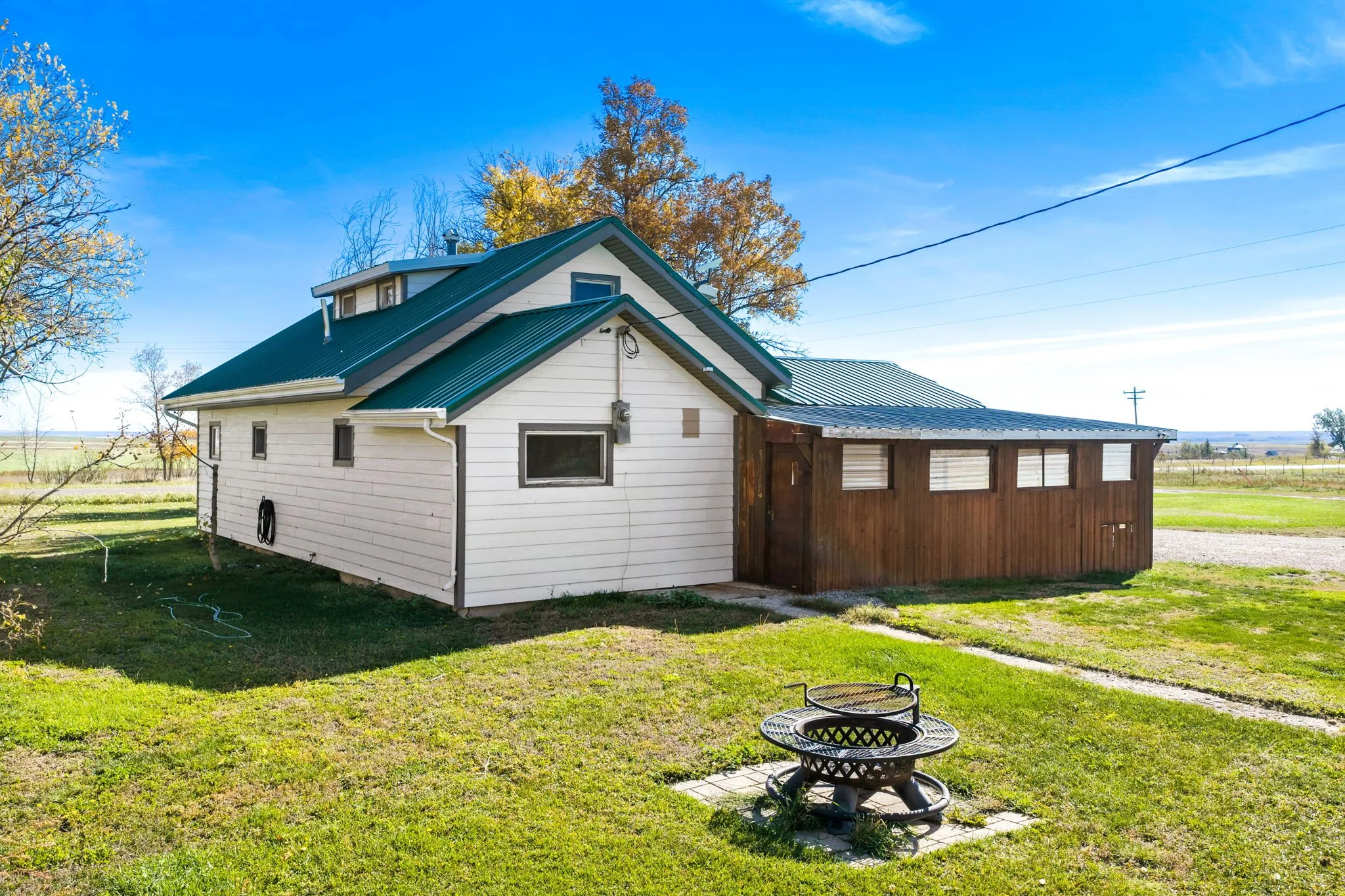11-web-or-mls-REP-Space-7793-Old-Shelby-Road-Conrad-MT (11).jpg