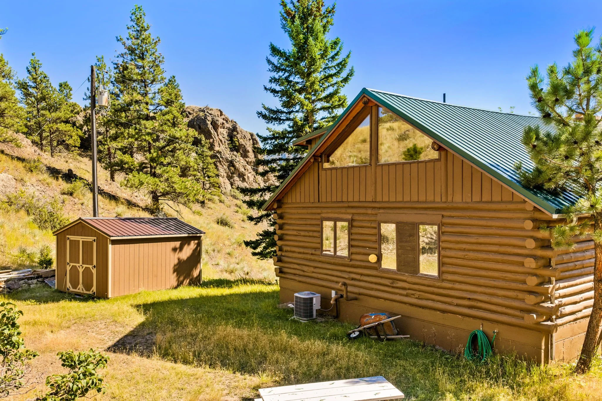 13-web-or-mls-REP-Space-47-Scenic-Valley-Lane-Cascade-MT (13).jpg